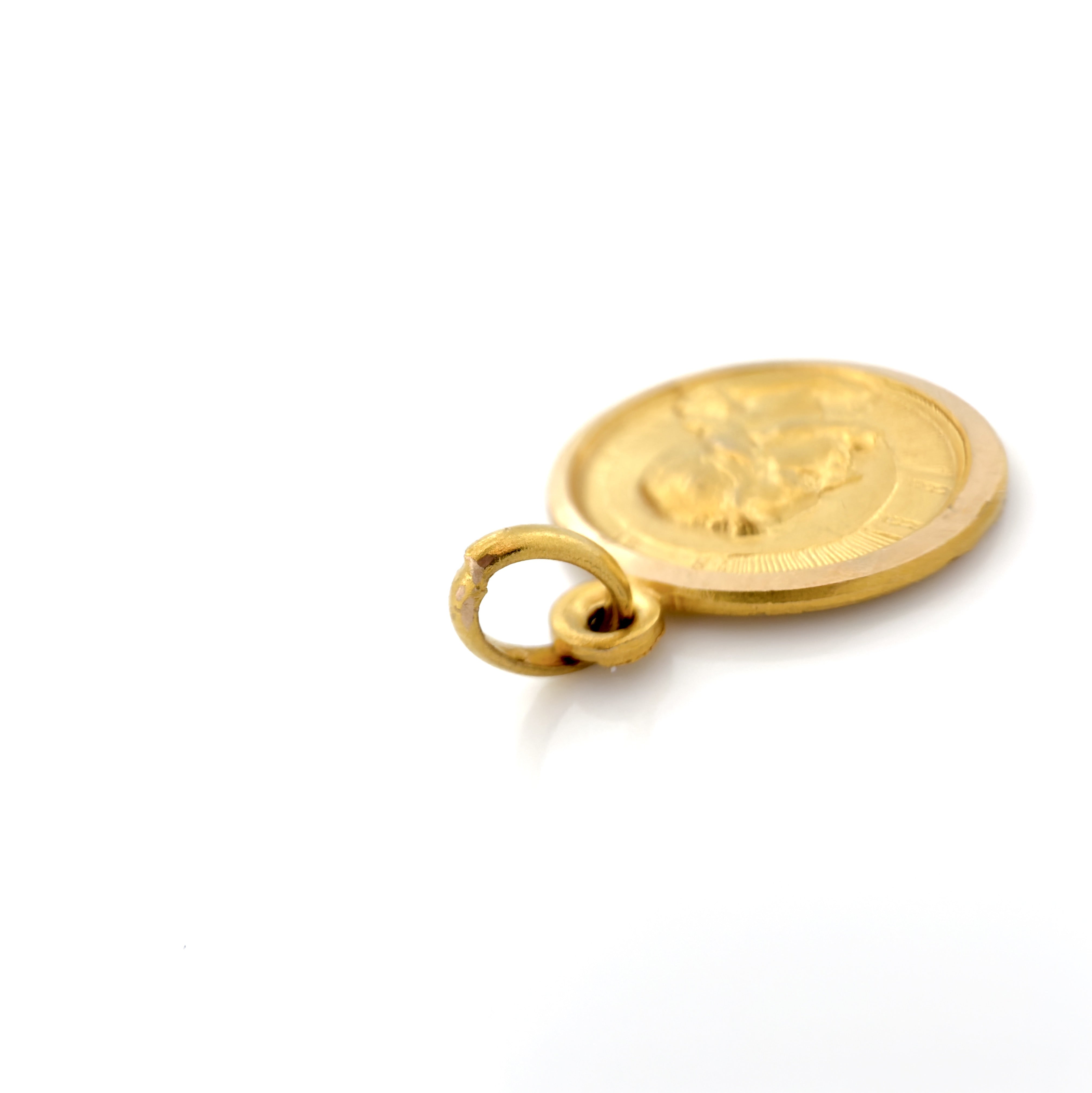 Vintage 1960s Italian 18K “Dio Ti Protegga” (May God Protect You) Medallion, Pendant