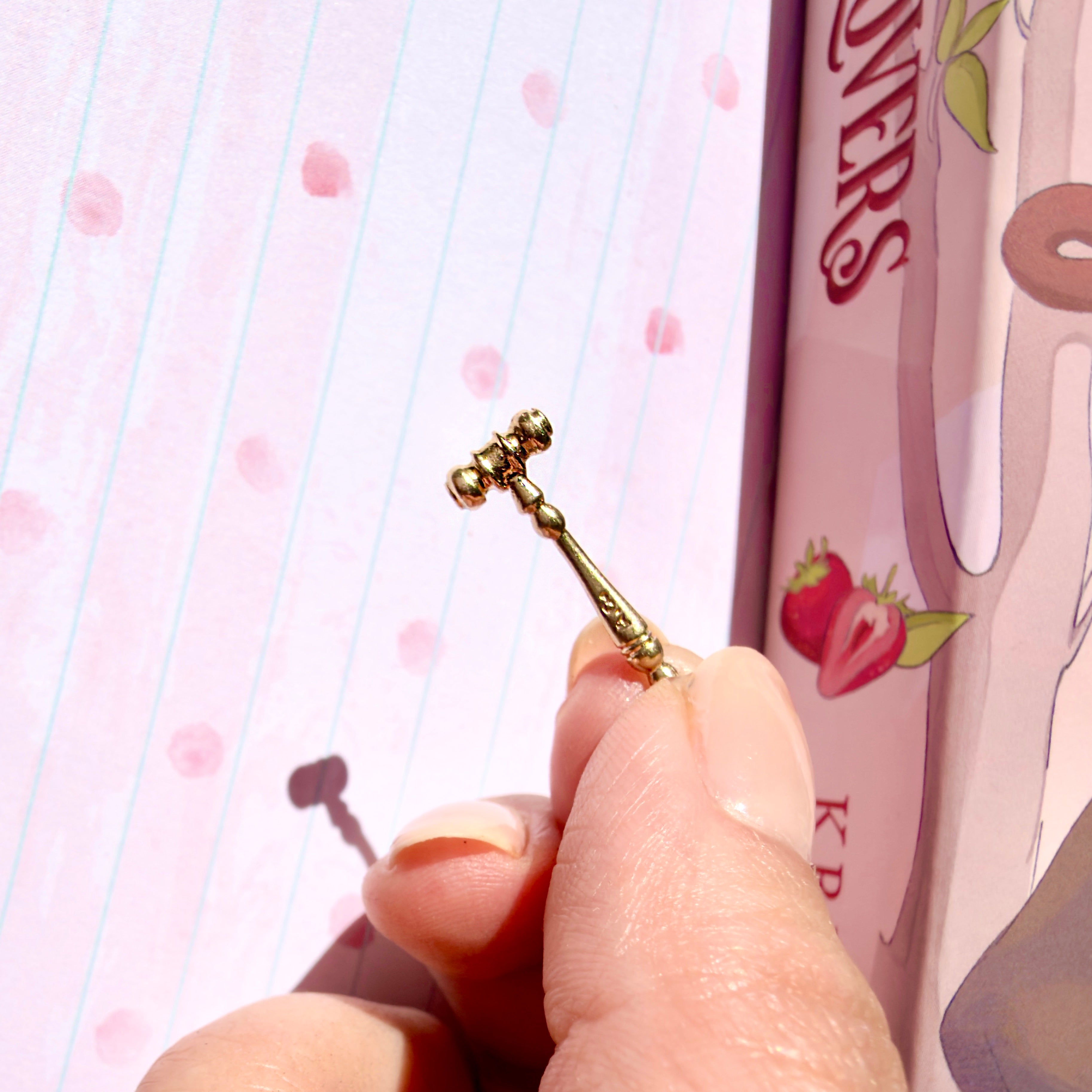 Vintage 14K Gold Judge Gavel Charm