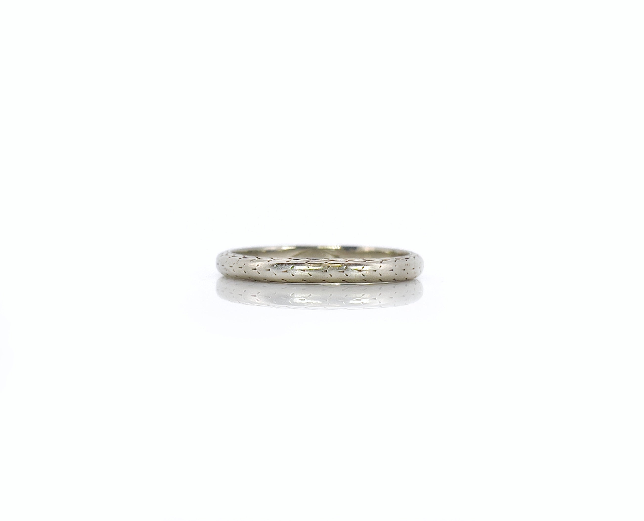 Vintage 18K White Gold Wheat Wedding Band, Size 7.25