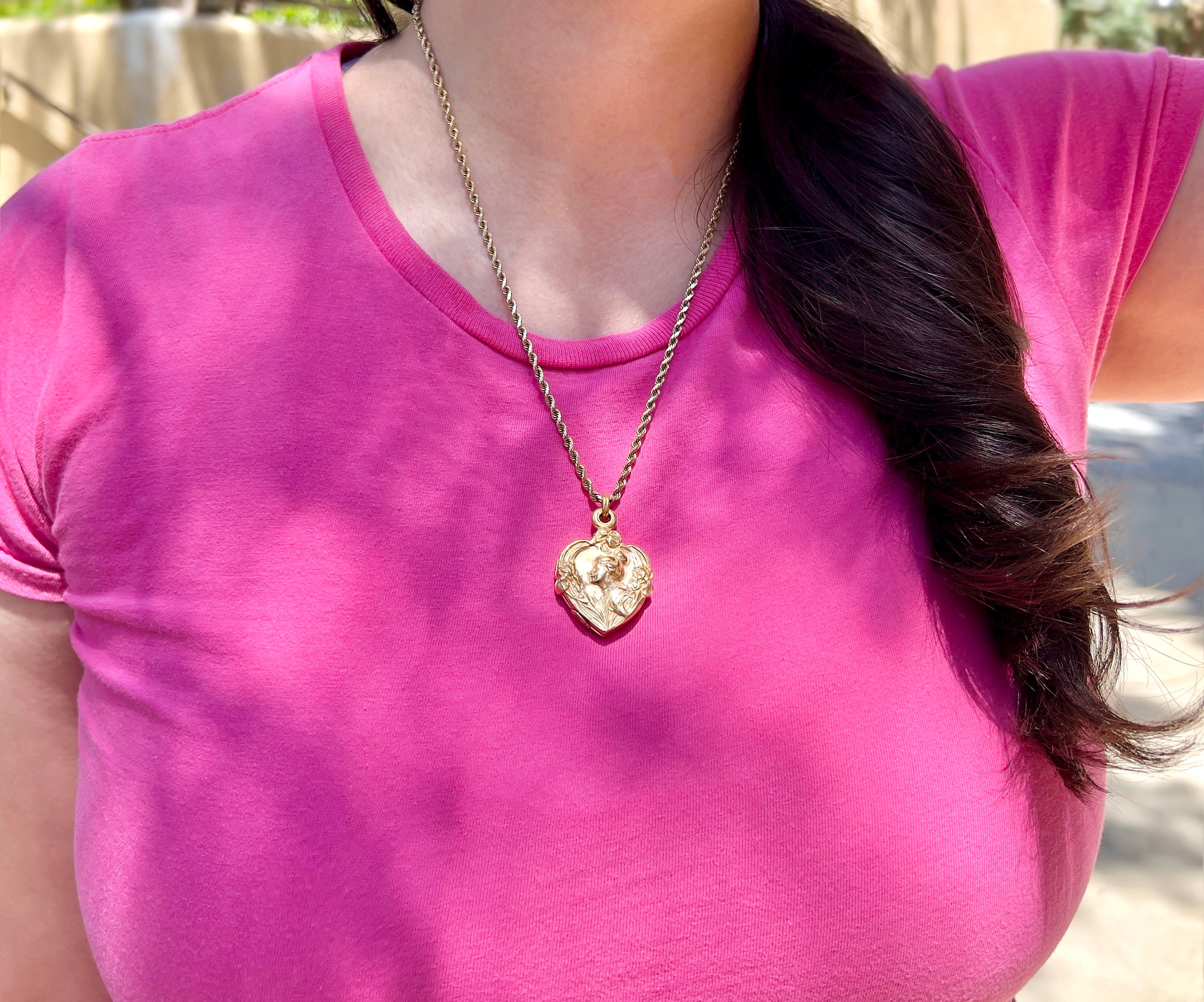 Art Nouveau Heart Locket, Elda y Roberto, Antique, 14K