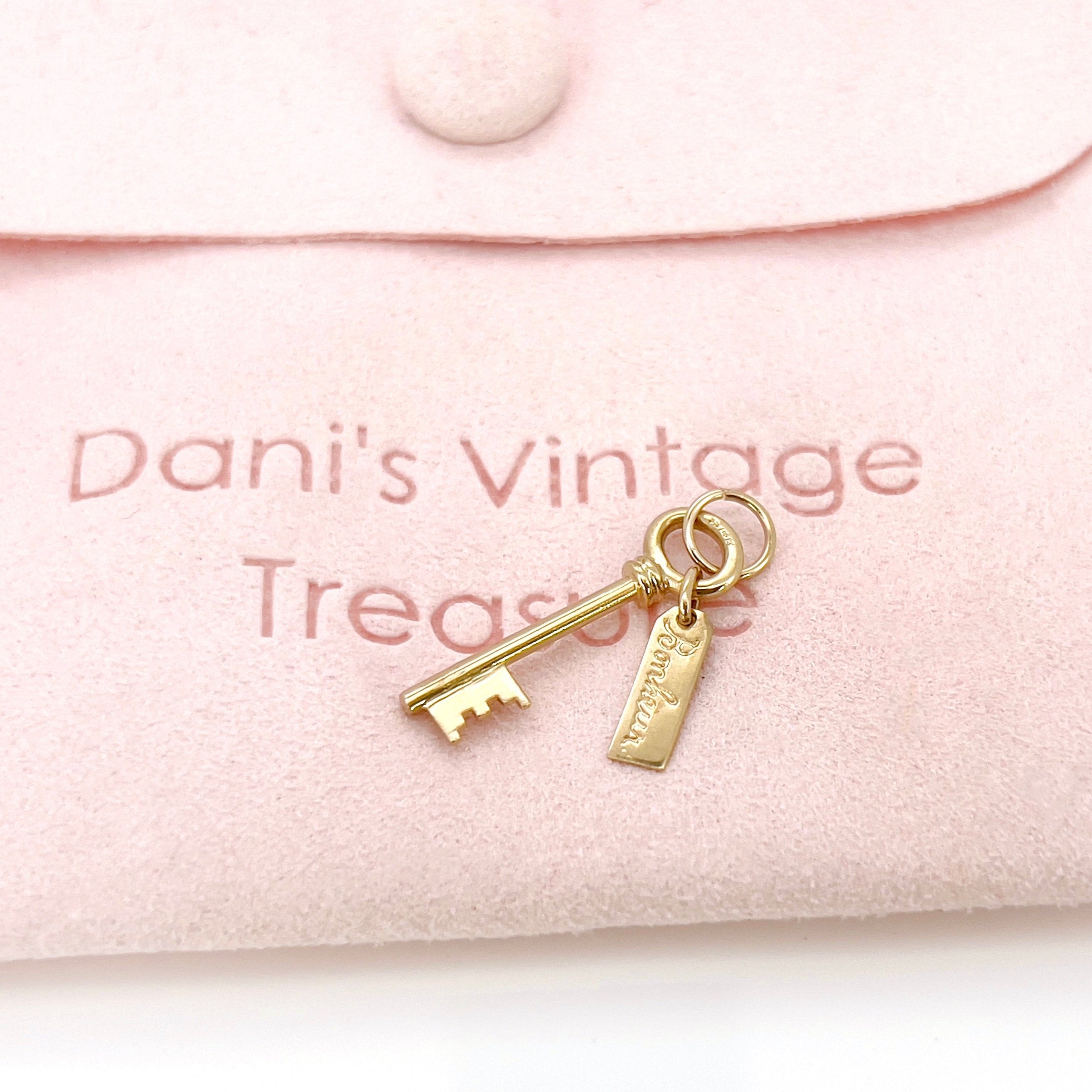 Bonheur Key Charm, 14K