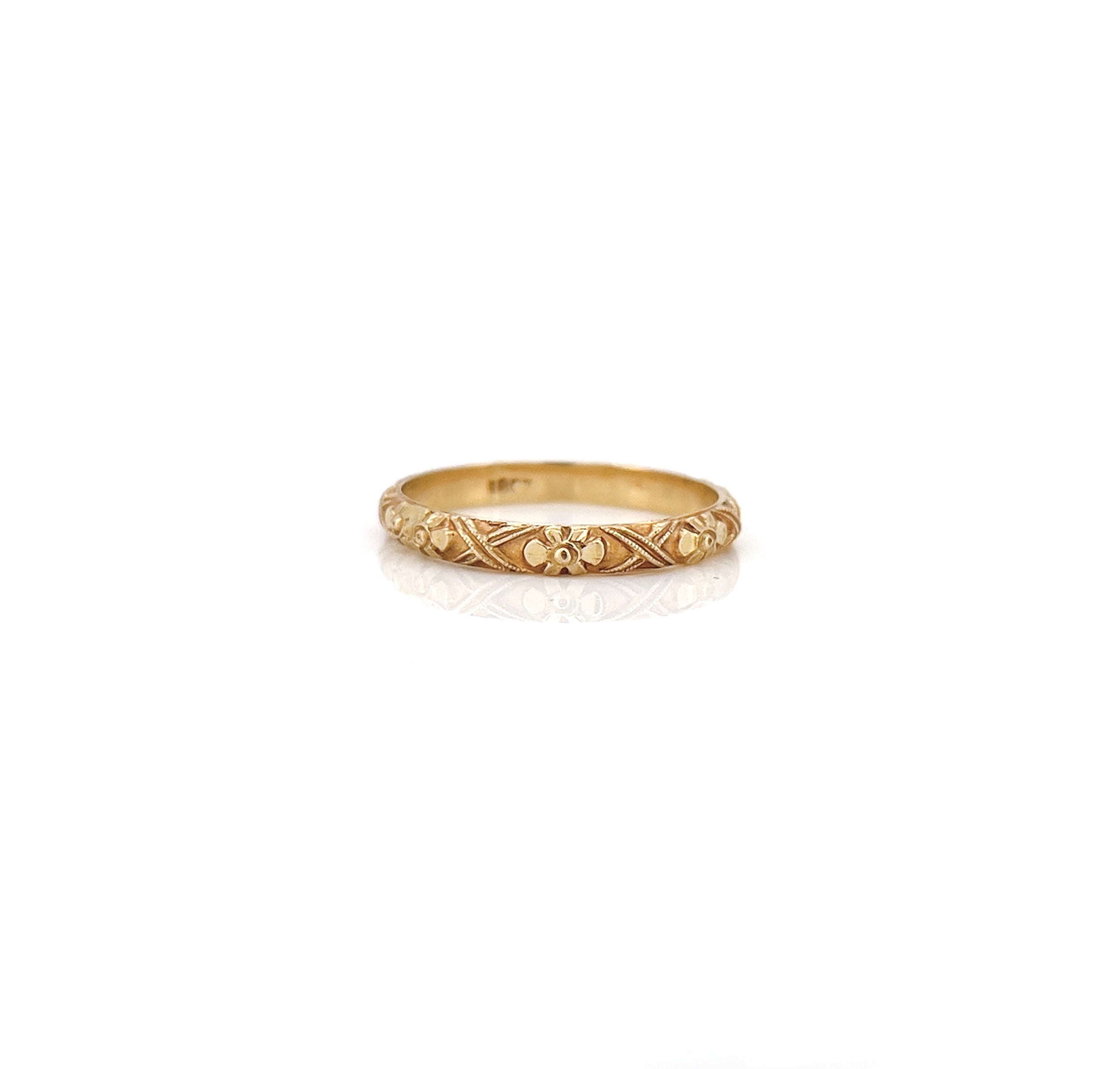 Vintage Flower Wedding Band, 18K, Size 5