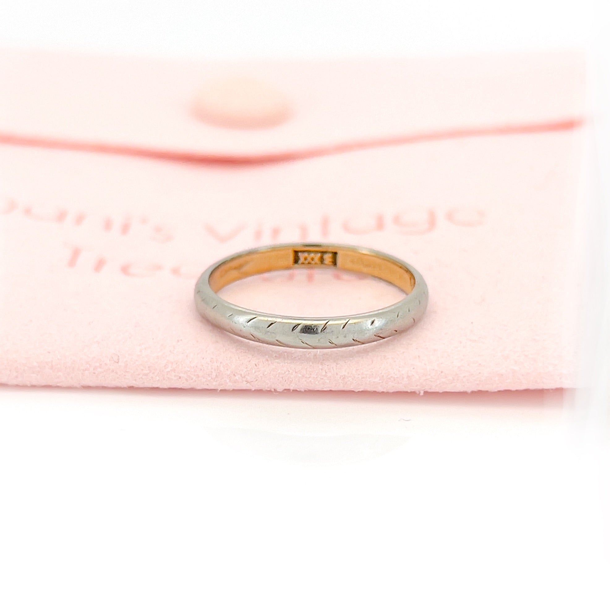 JR Wood Two Tone Gold Ring, Vintage, Size 5.5