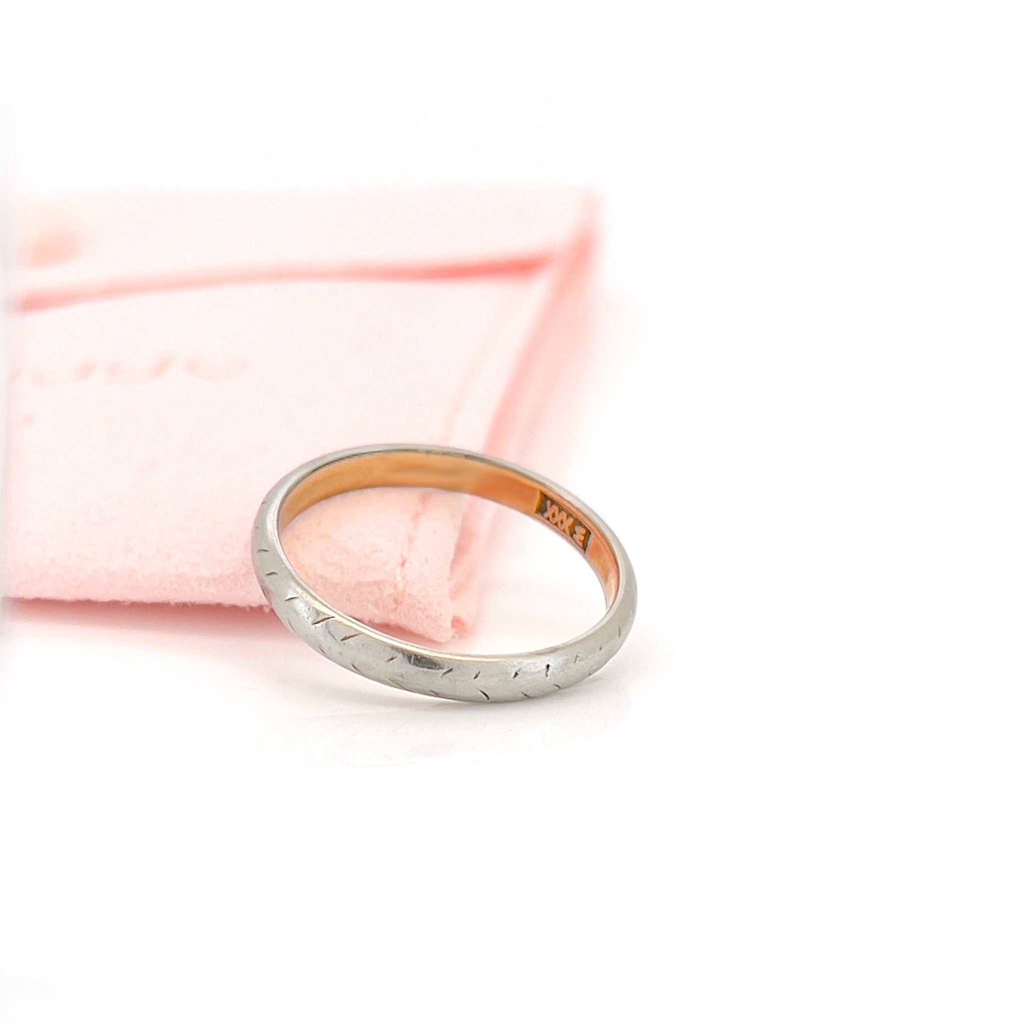 JR Wood Two Tone Gold Ring, Vintage, Size 5.5