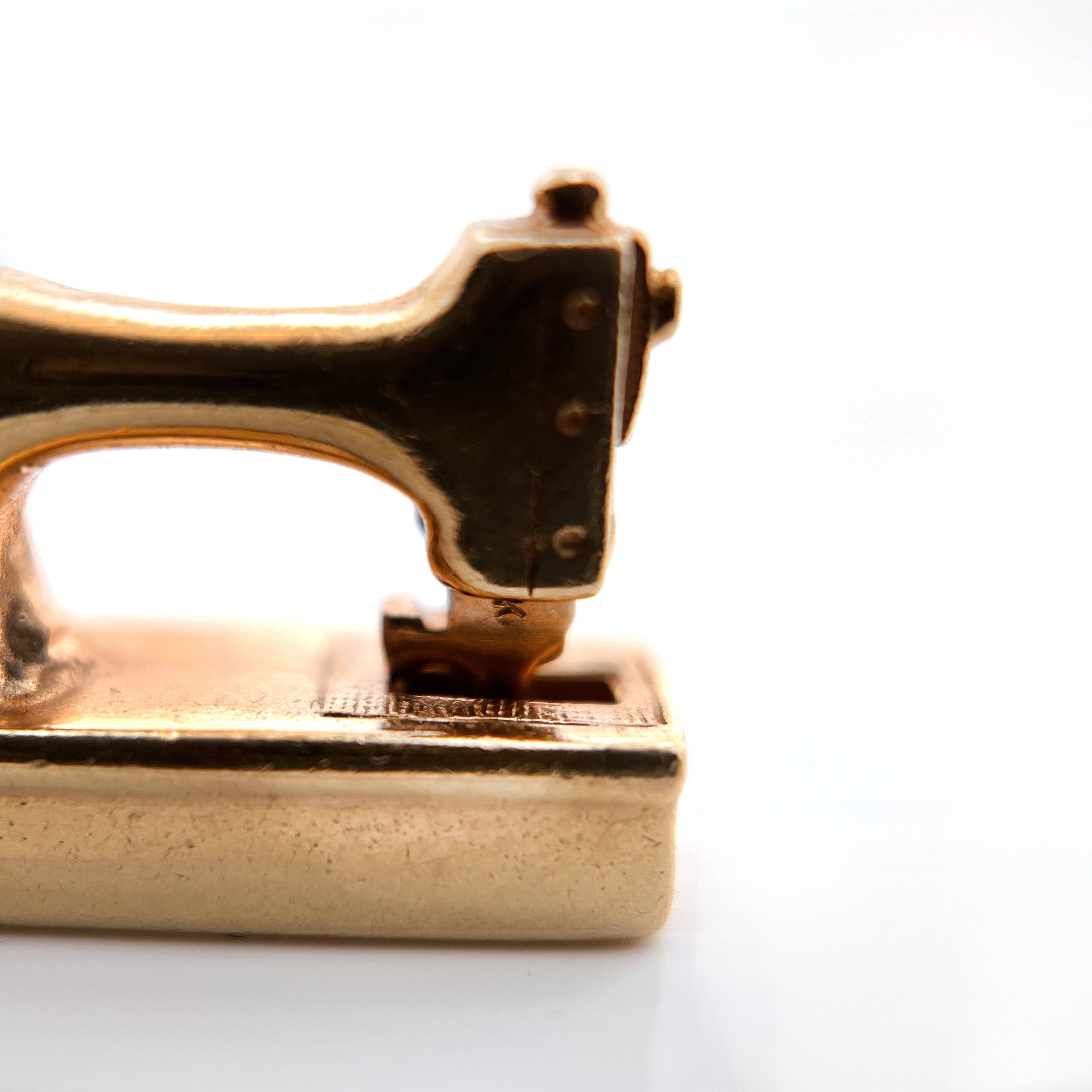 1960s Vintage 14K Articulating Sewing Machine Charm