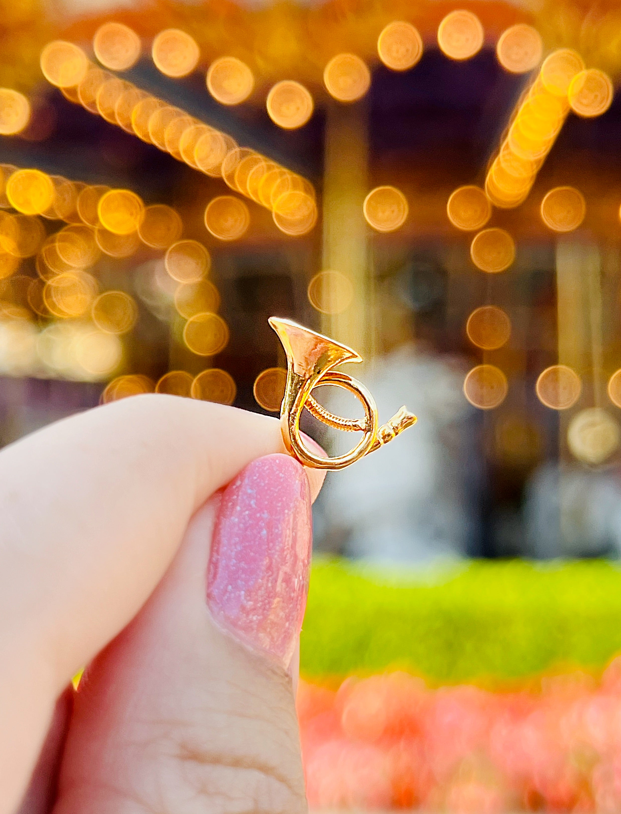 Vintage 18K French Horn Charm