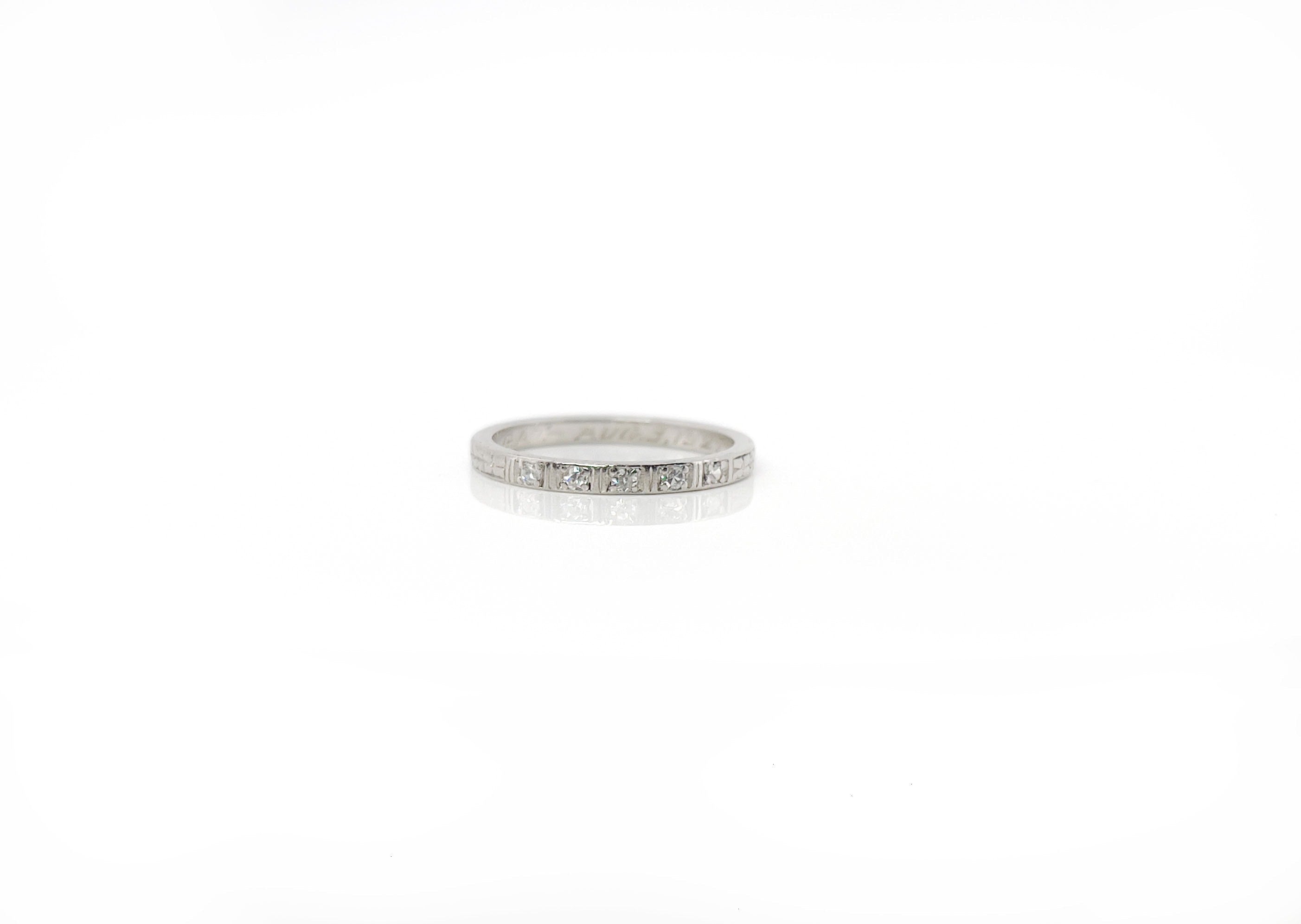 Art Deco Single Cut Diamond Ring, G.W.T. to G.A.T. Aug. 3, 1927, Platinum