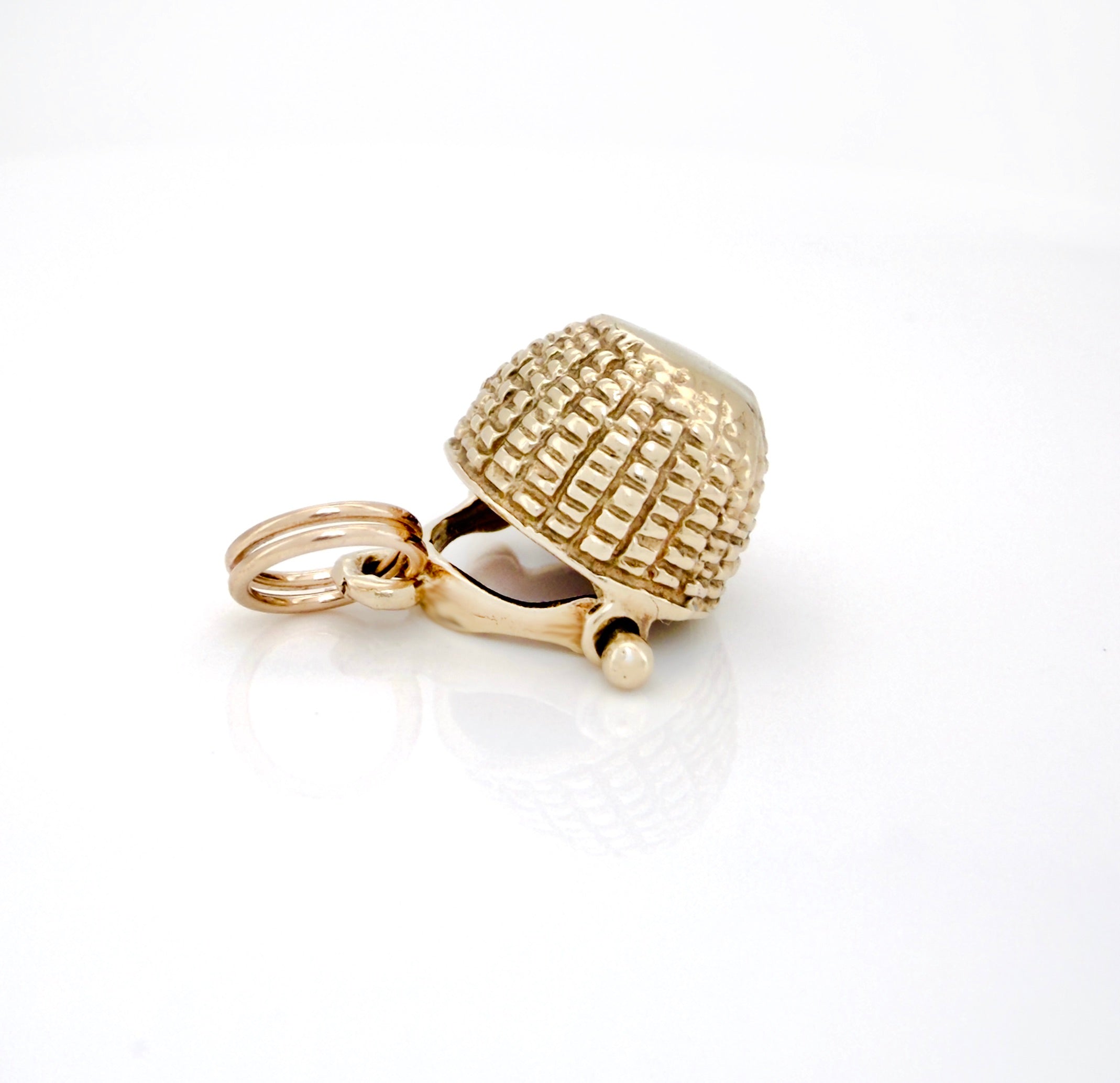 Vintage 14k Articulating Nantucket Basket Charm