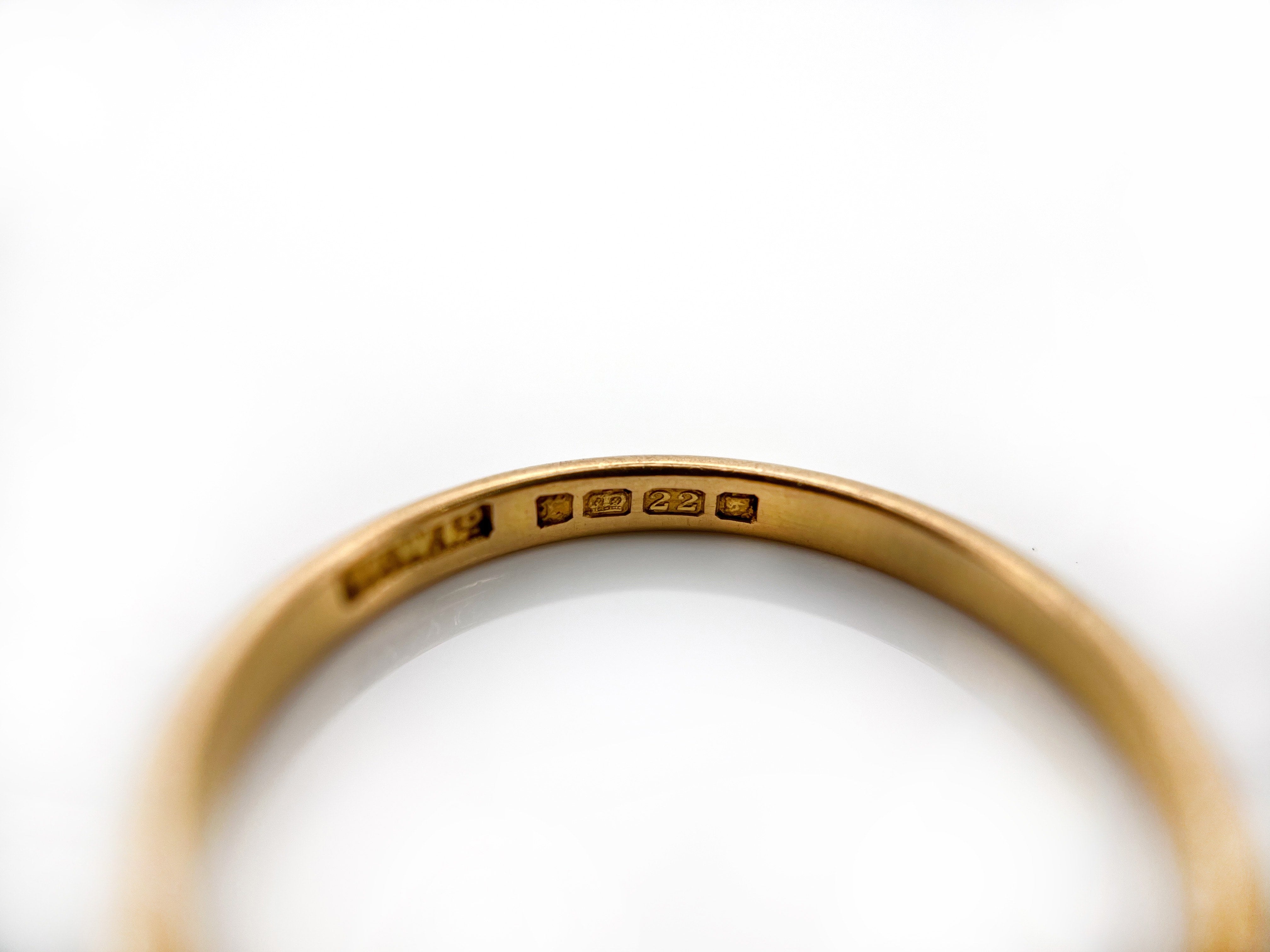 Vintage 22KT Stacking Ring, London 1932, Size 8.75