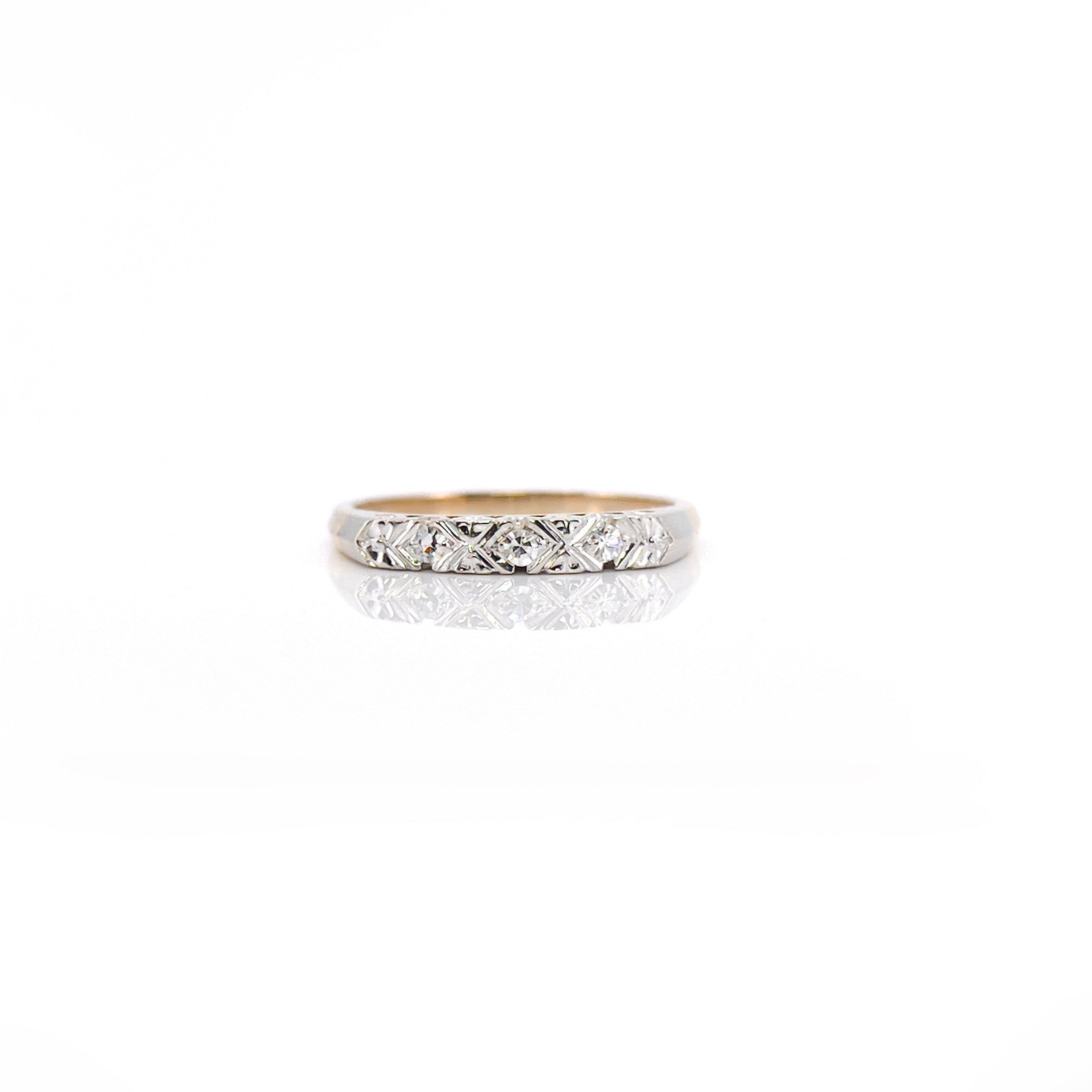 Vintage Two Tone Band Single Cut Diamond, Size 6.5