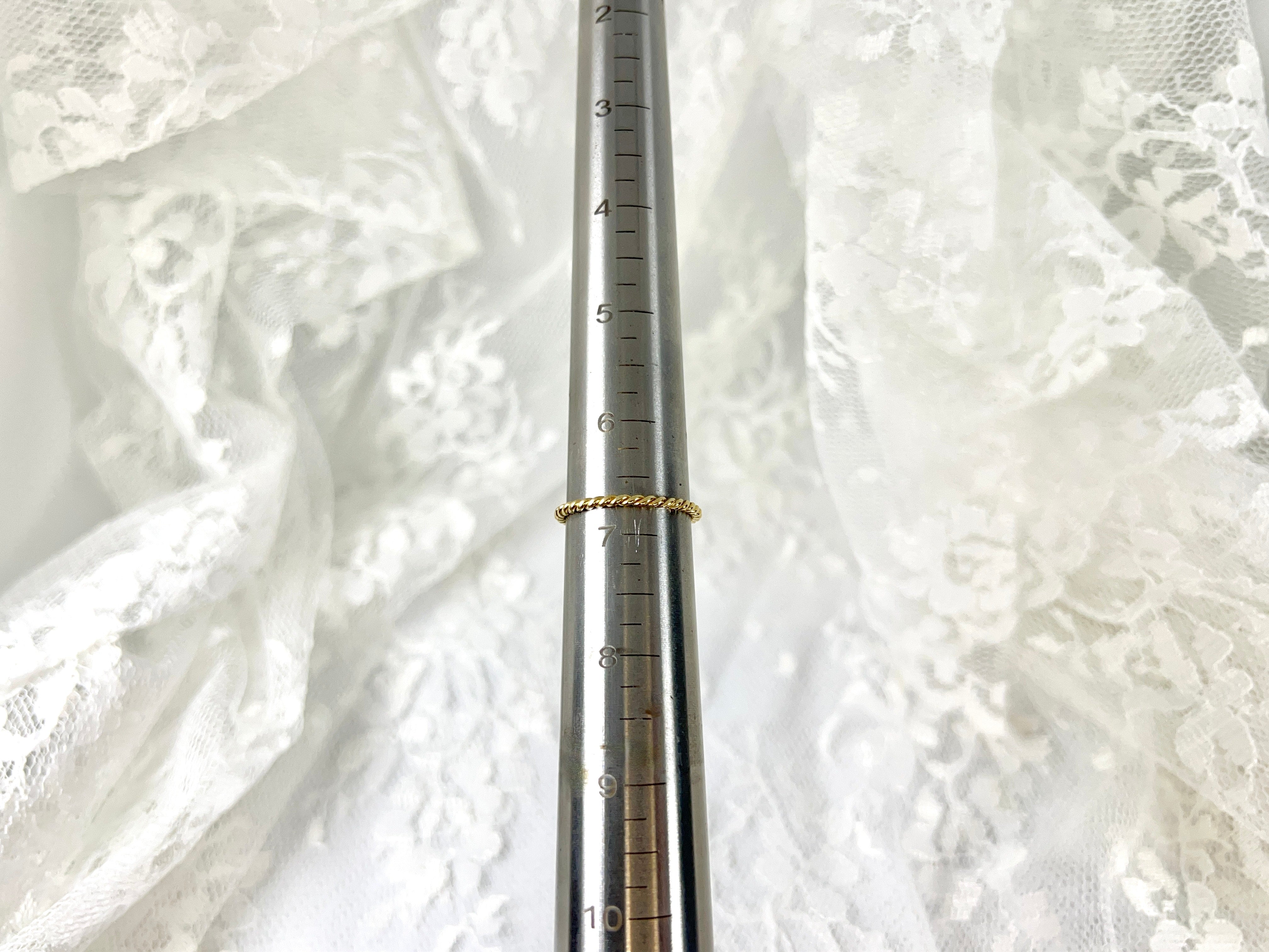 14K Skinny Rope Band, Size 6.75