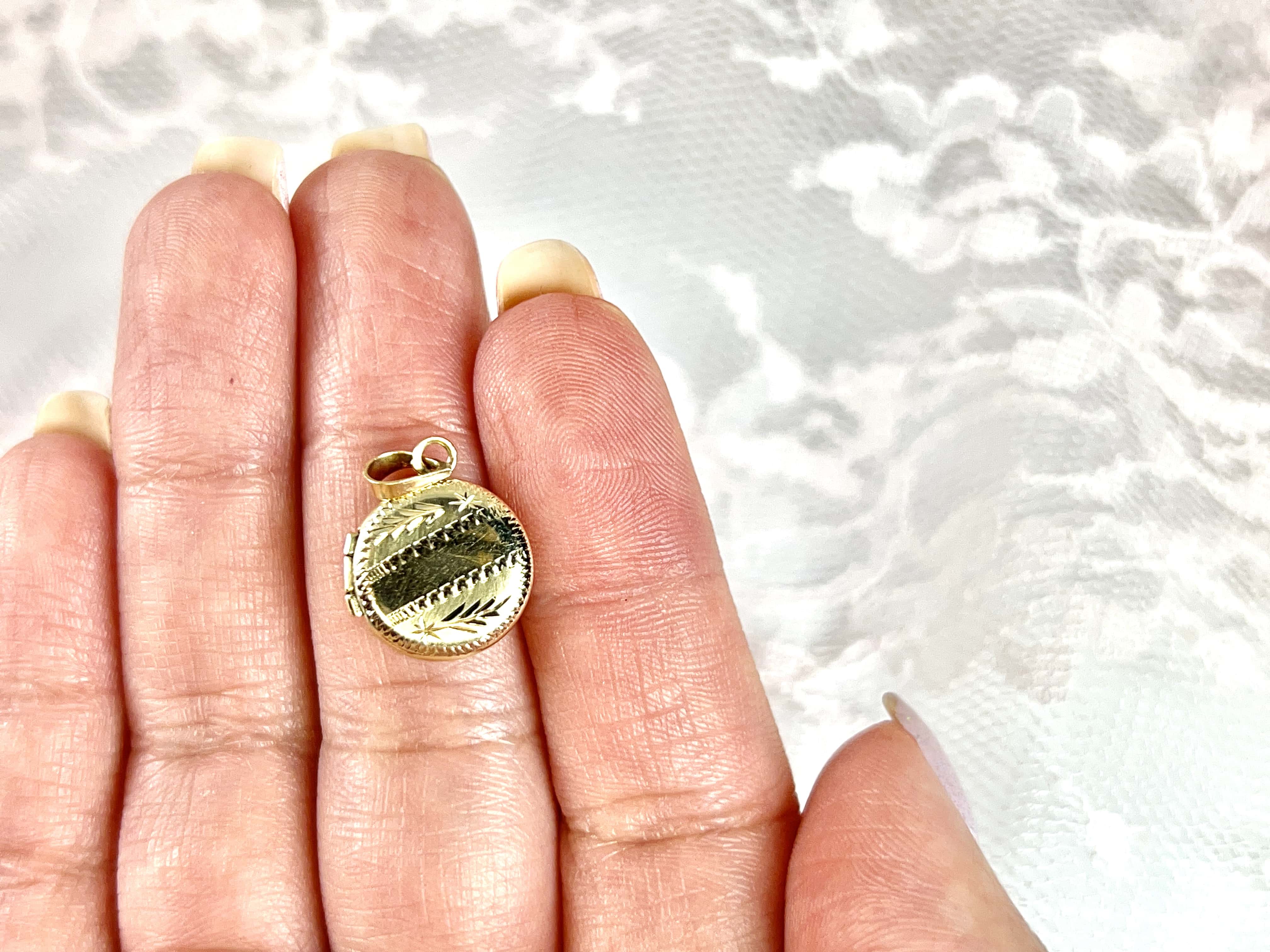 Mini Locket, 6-19-71, 14K
