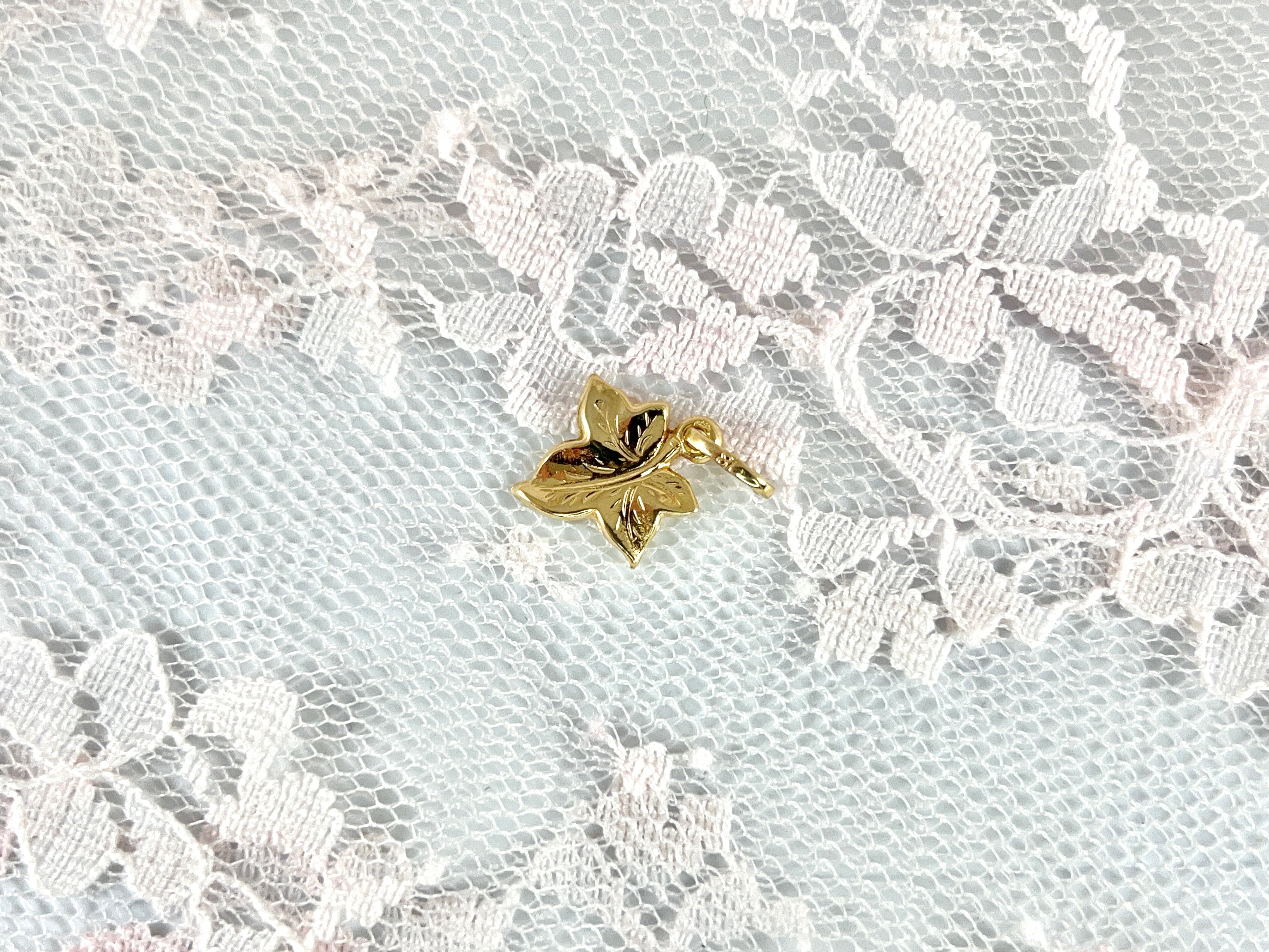 Leaf Charm, 18K