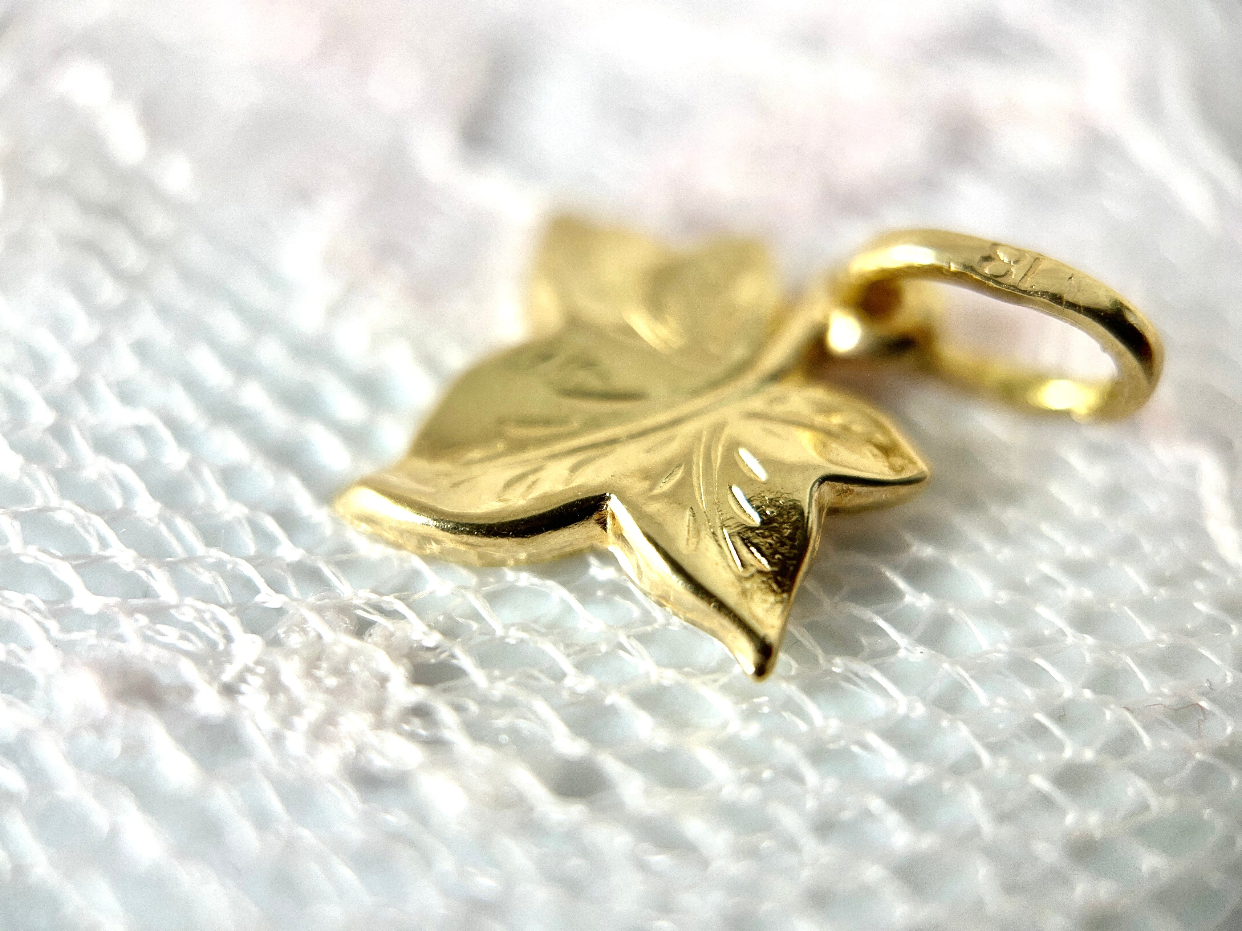 Leaf Charm, 18K