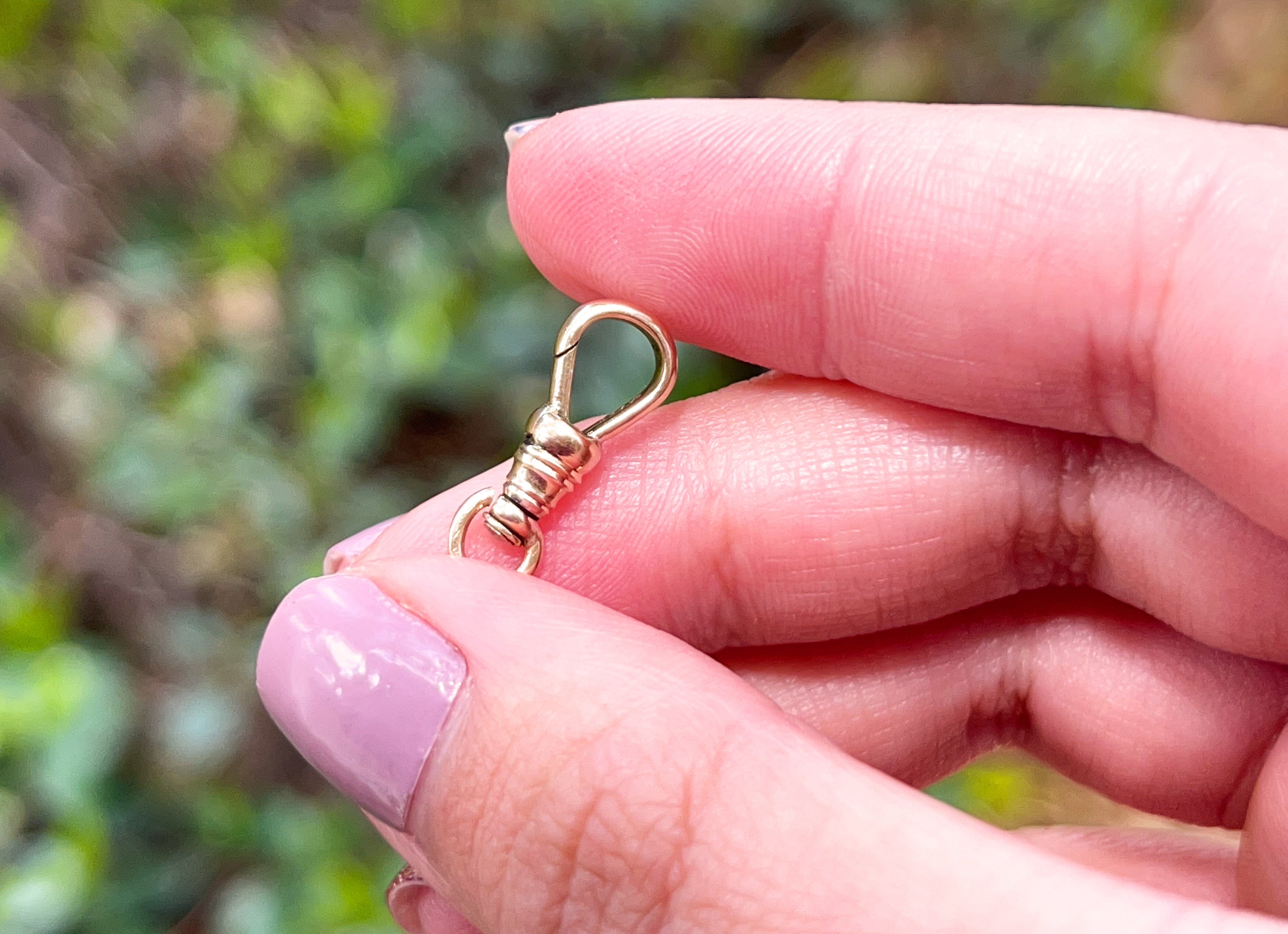 Vintage Gold Dog Clip