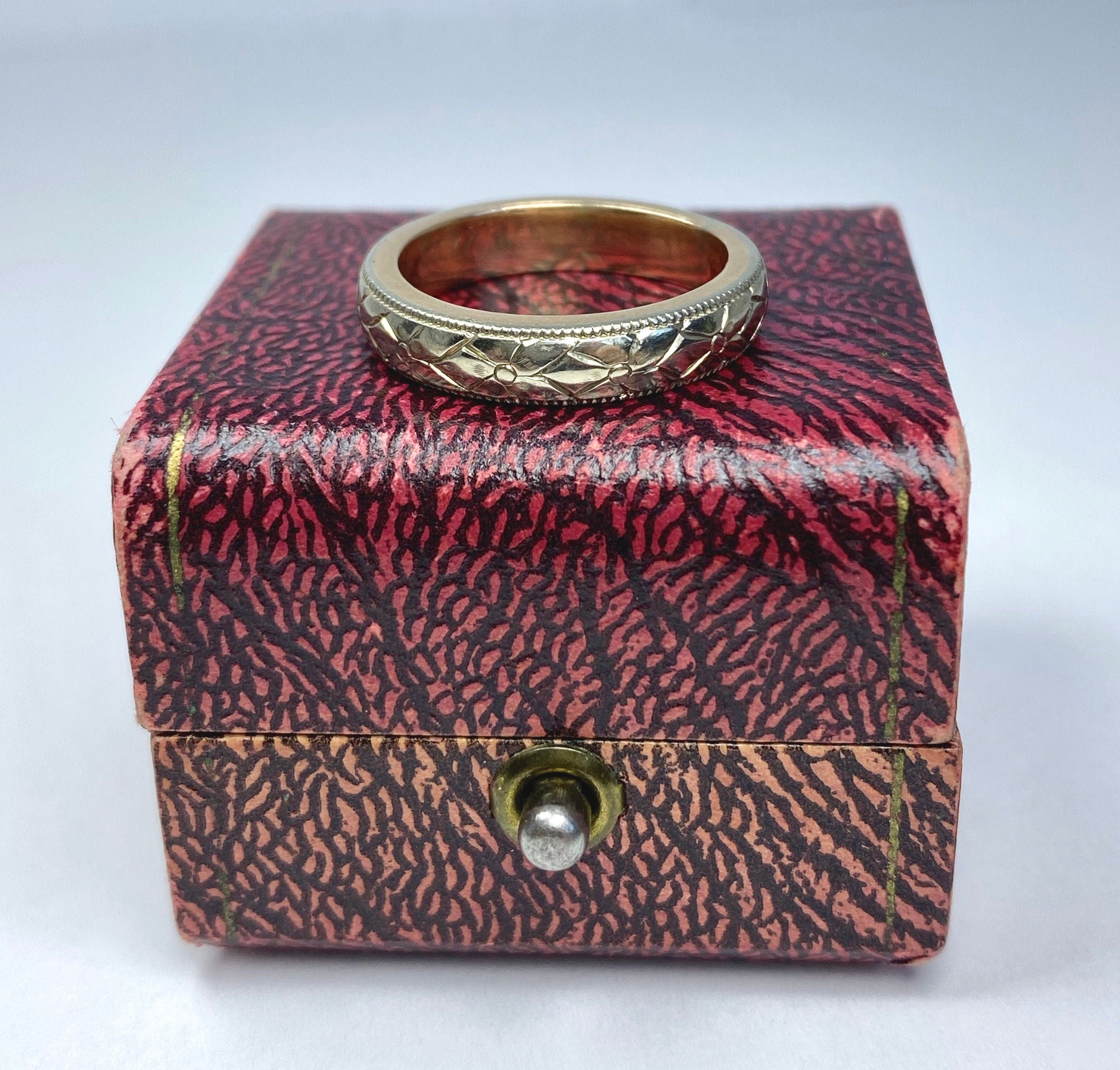 Two Tone, Heavy Wedding Band, 6-28-05, Size 6.75