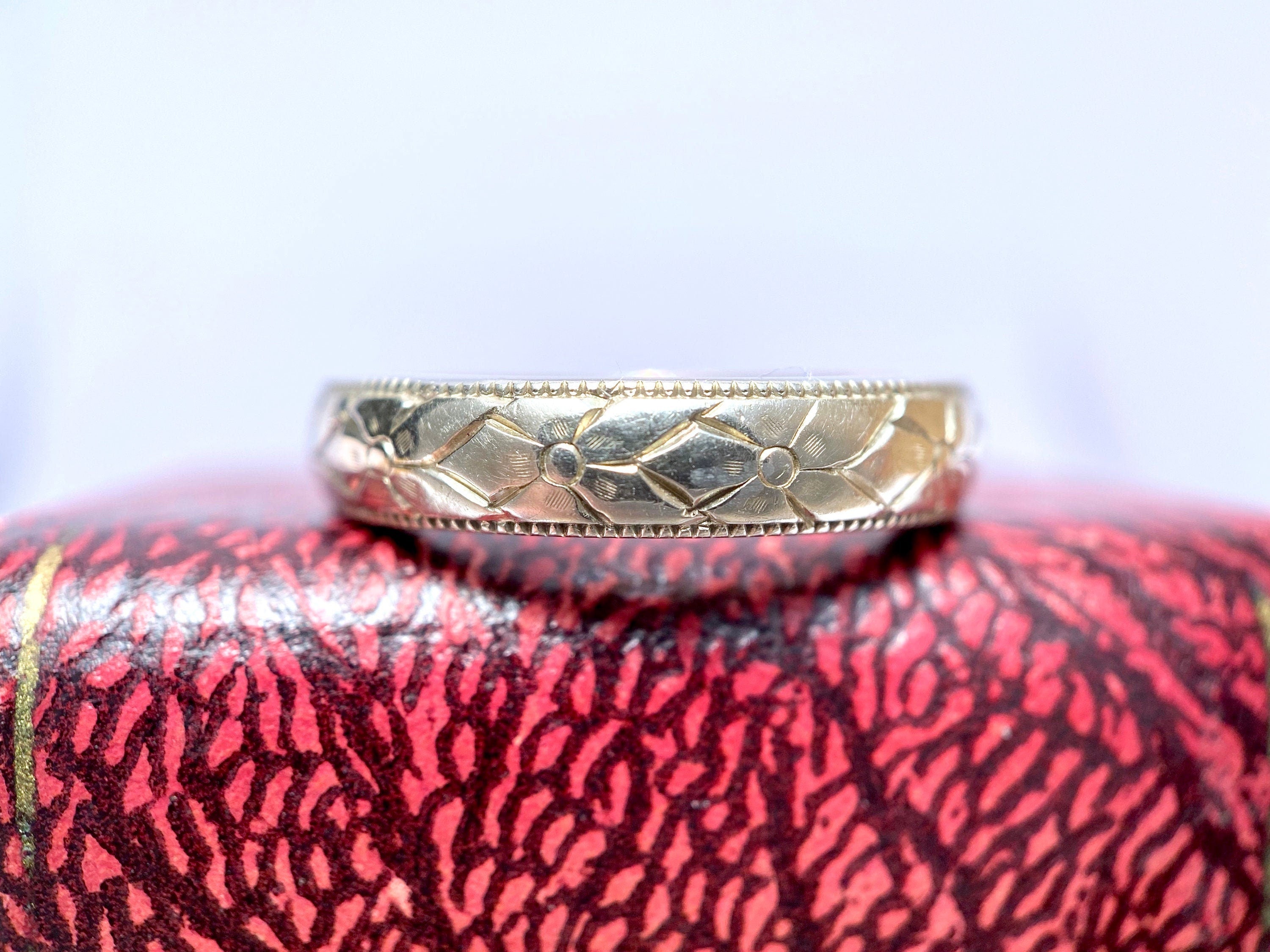 Two Tone, Heavy Wedding Band, 6-28-05, Size 6.75