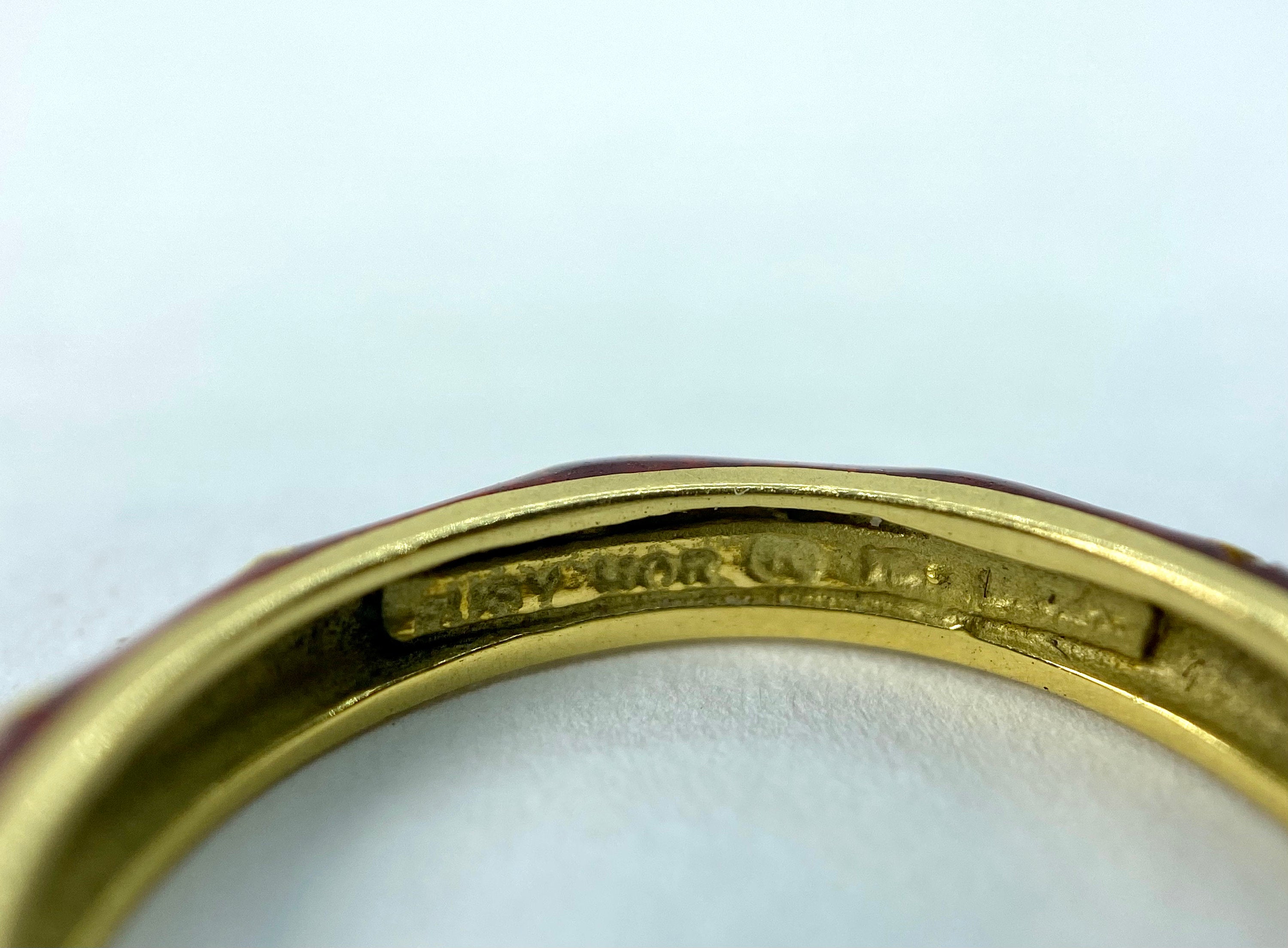 Vintage 18K Heart & Red/Orange Enamel Band, Size 6.25