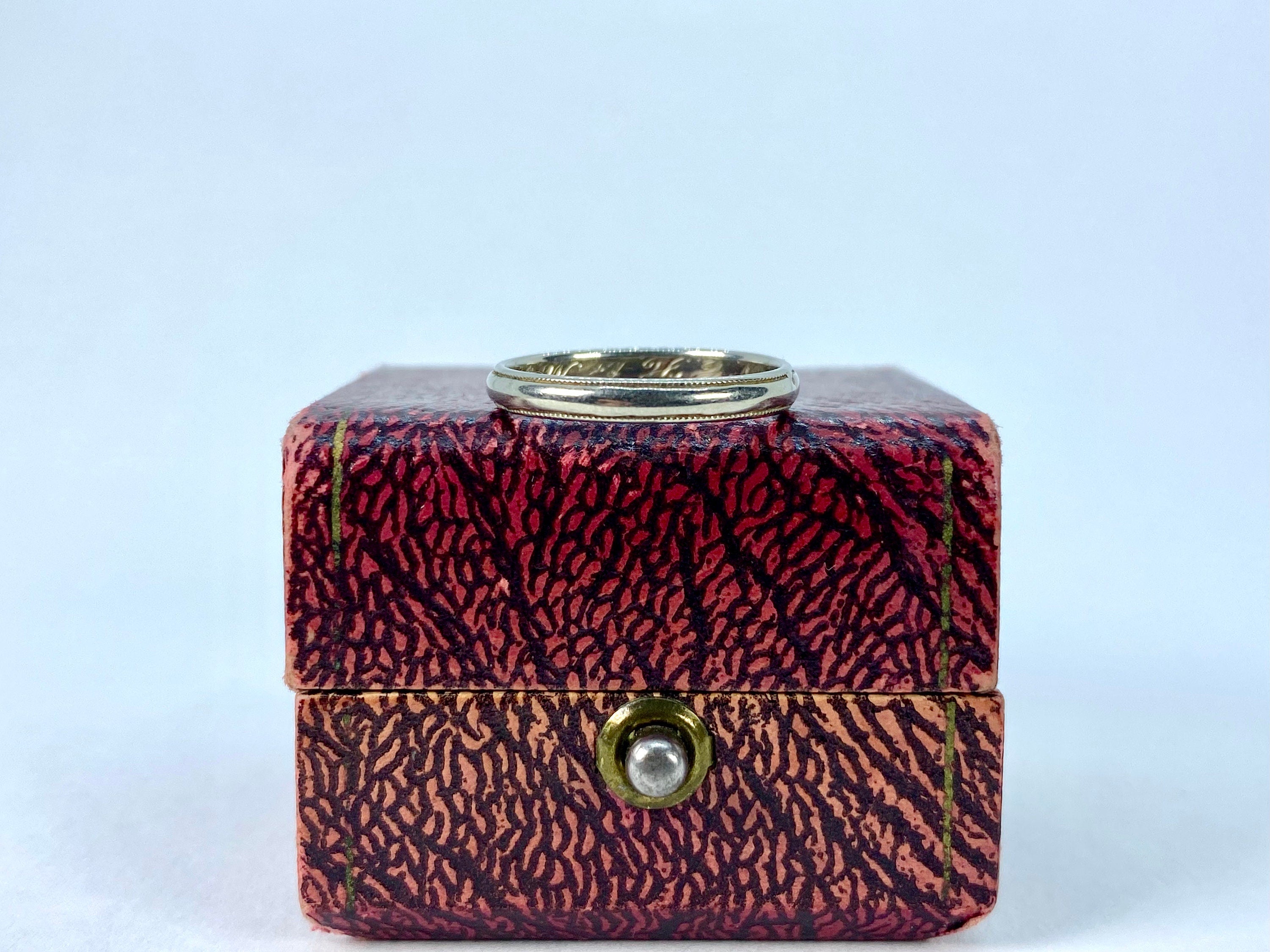 JR Wood Ring, W.C.H. to M.M.M., Vintage, Size 5.5