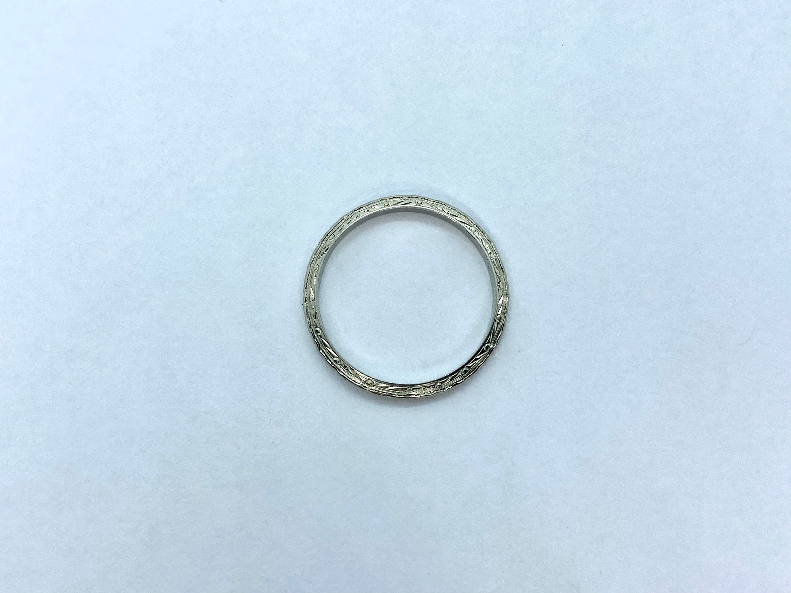Vintage White Gold Engraved Band, Size 6.25