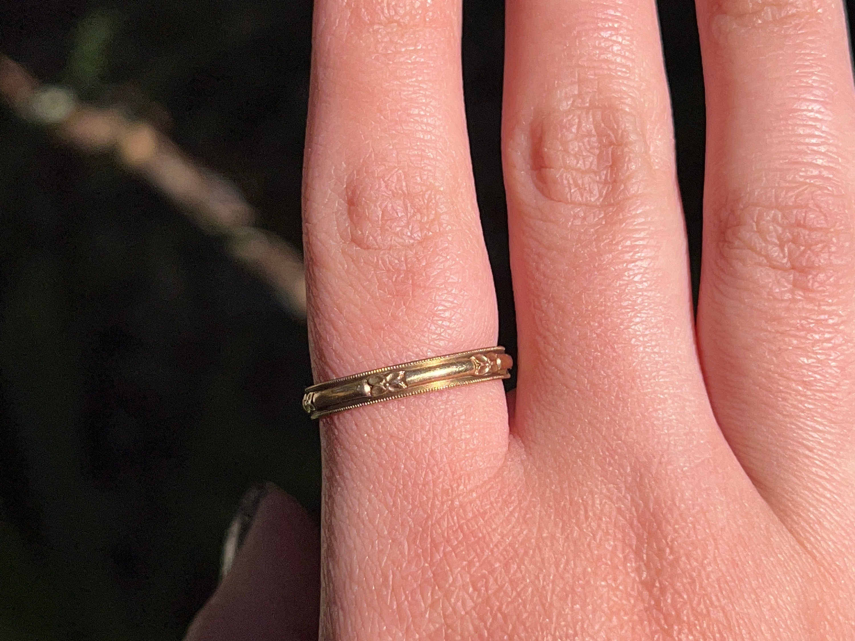 14K Orange Blossom ArtCarved Band, JR Wood, Size 8.75