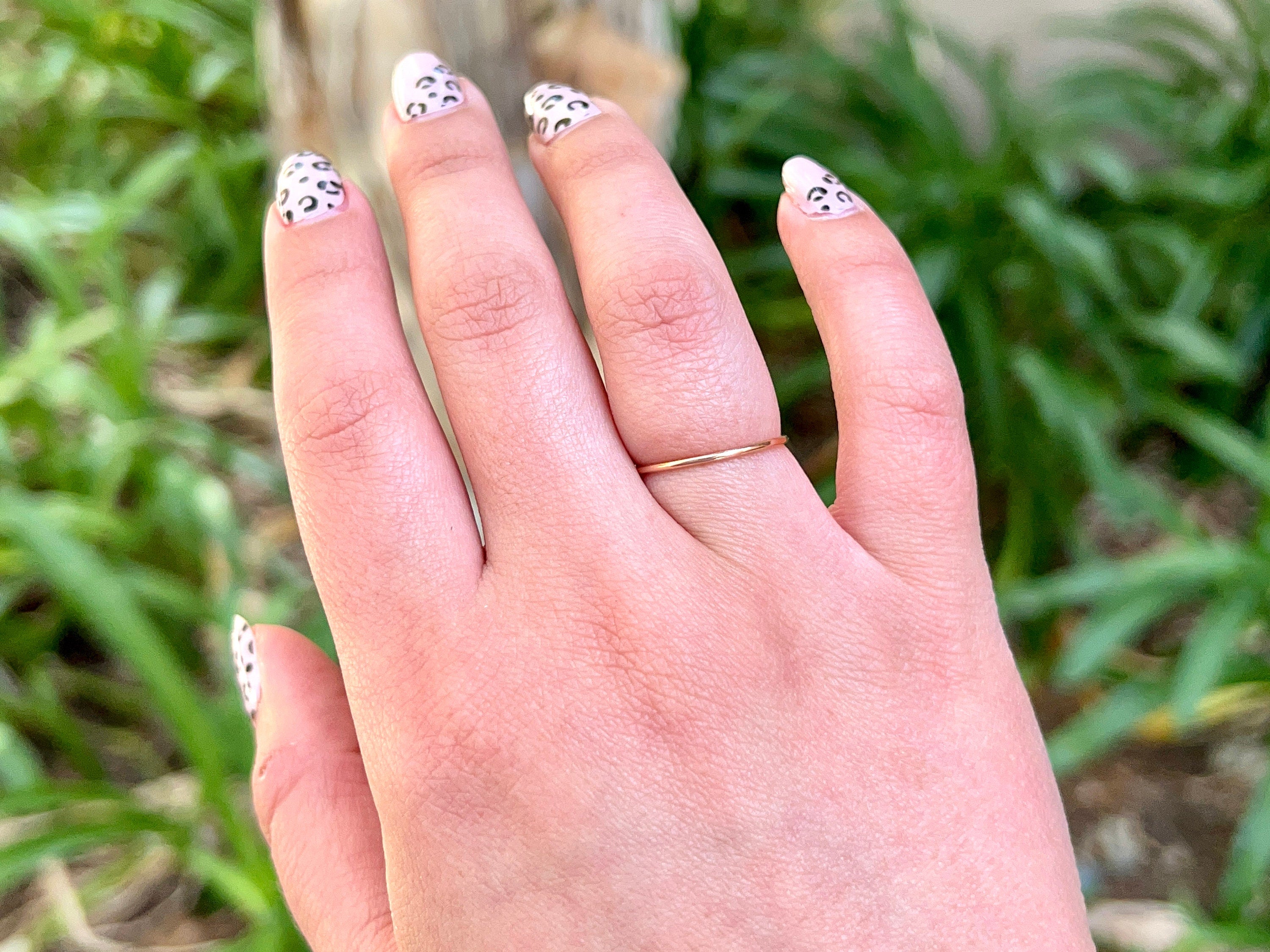 18K Rose Gold Skinny Band