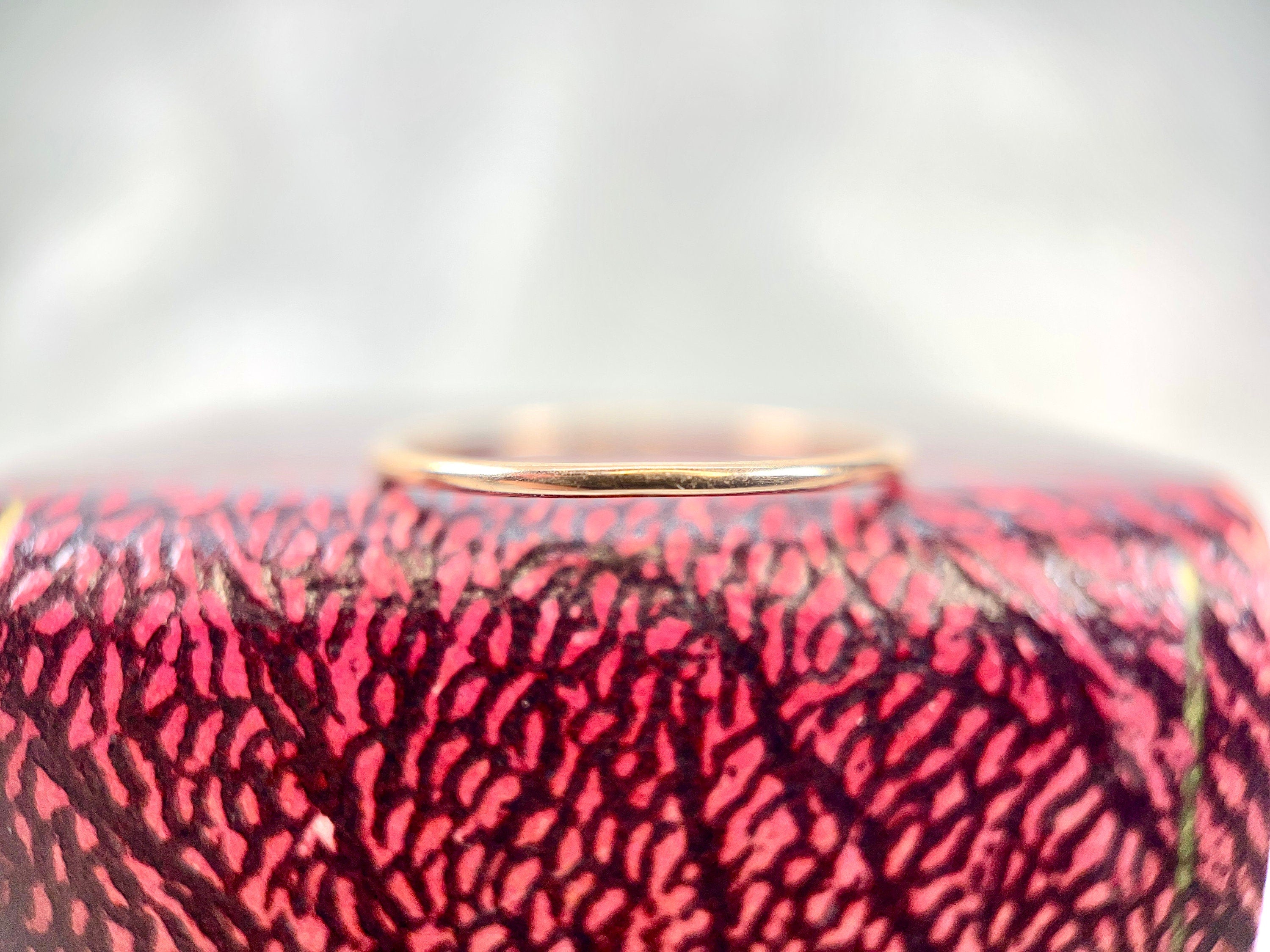 18K Rose Gold Skinny Band