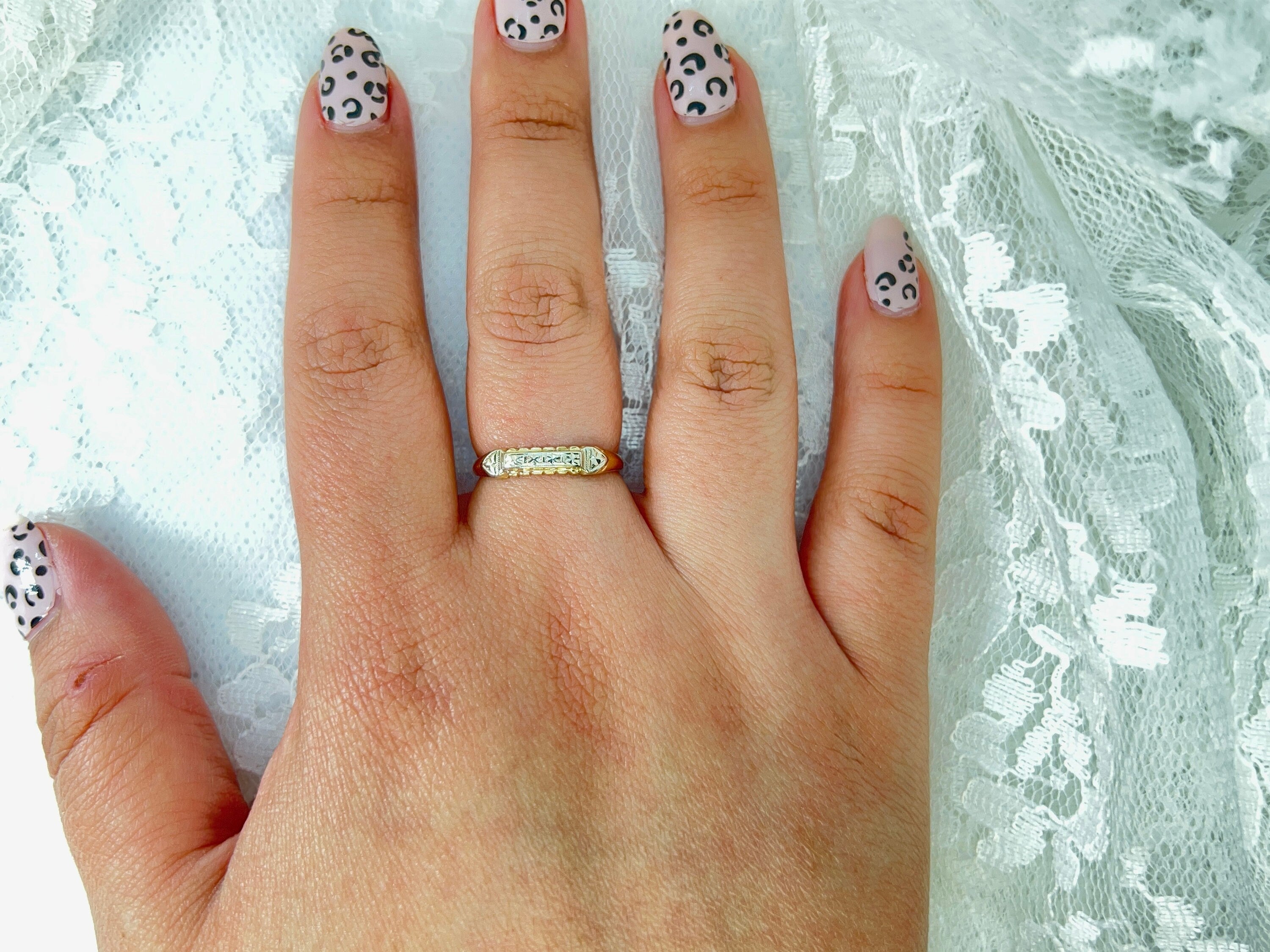 Vintage Two Tone Band, Size 6.5