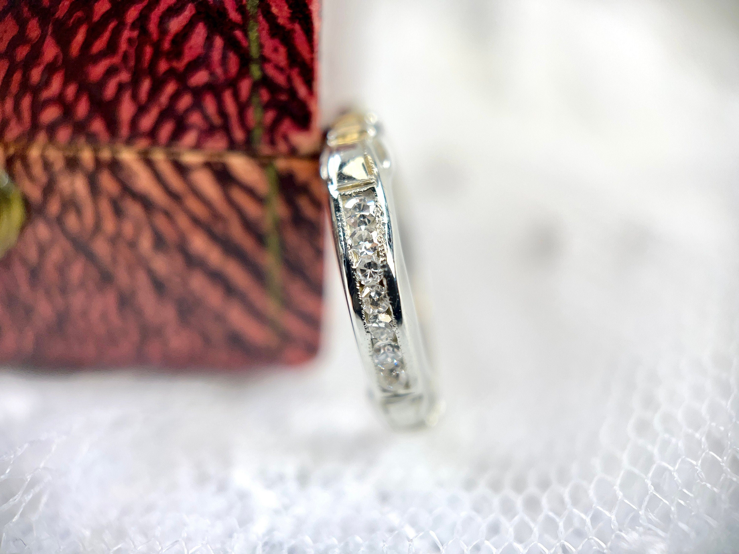 Vintage Single Cut Diamond Band, Size 6.5