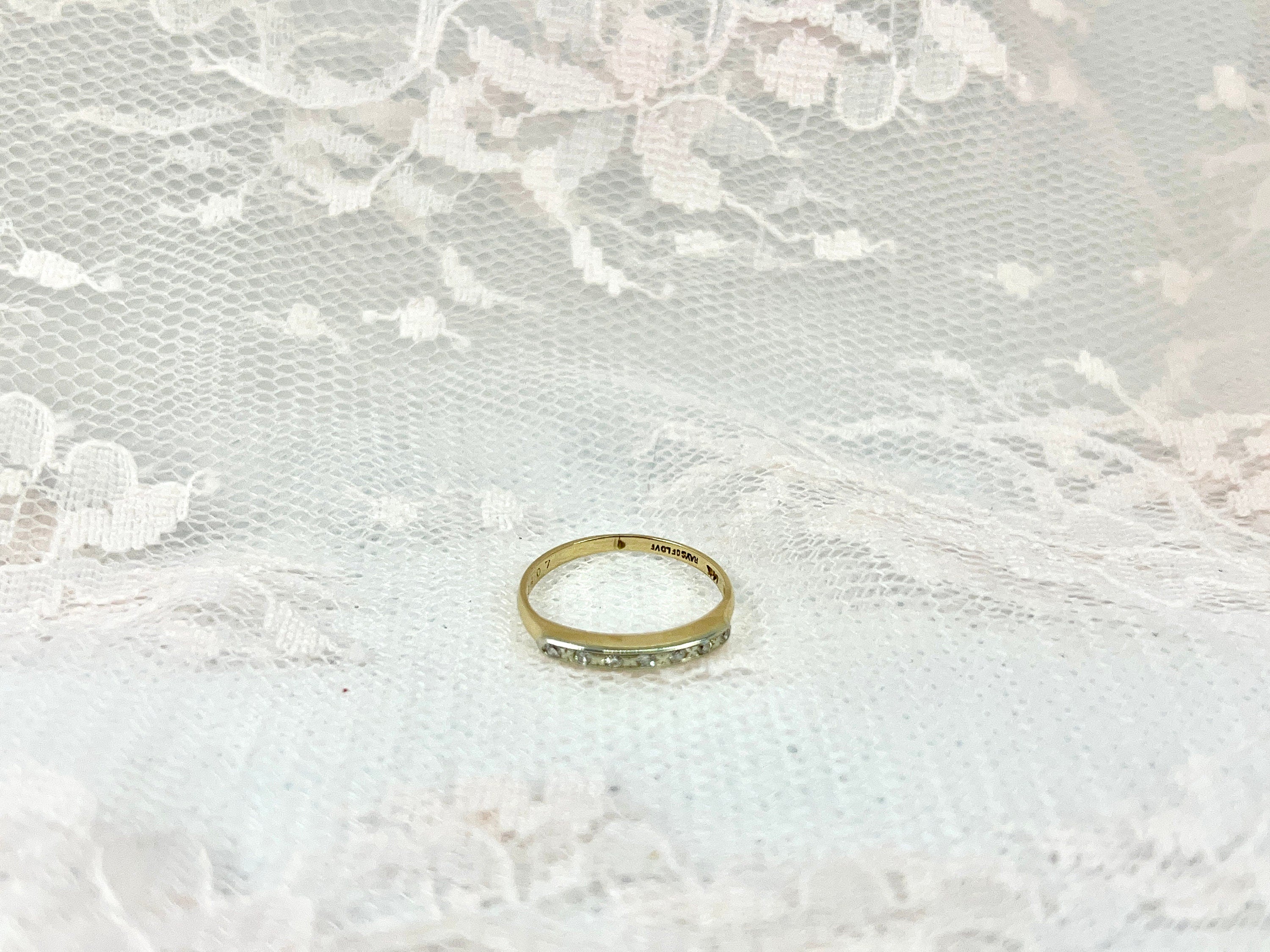 Vintage Two Tone Single Cut Diamond Band