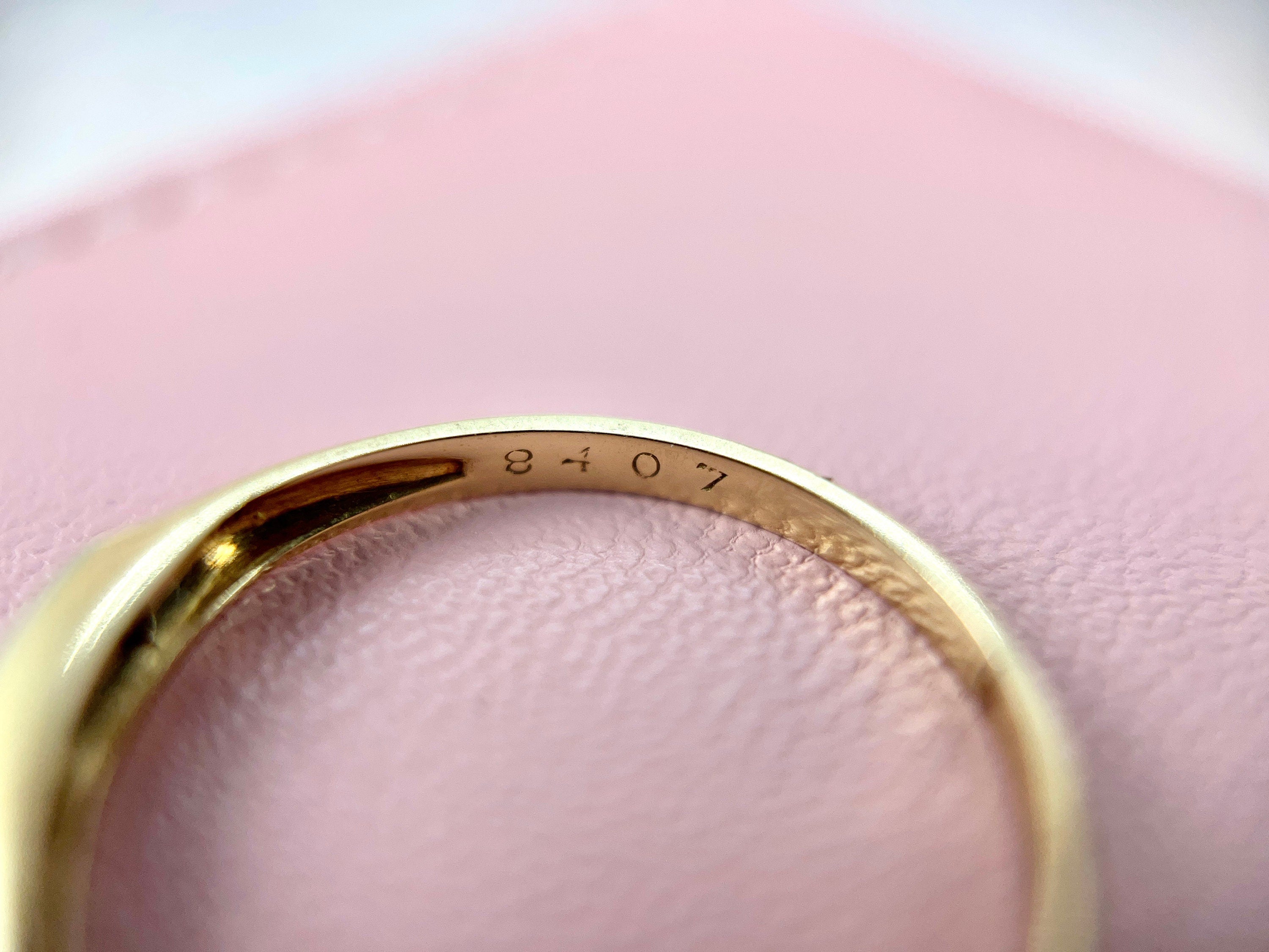 Vintage Two Tone Single Cut Diamond Band