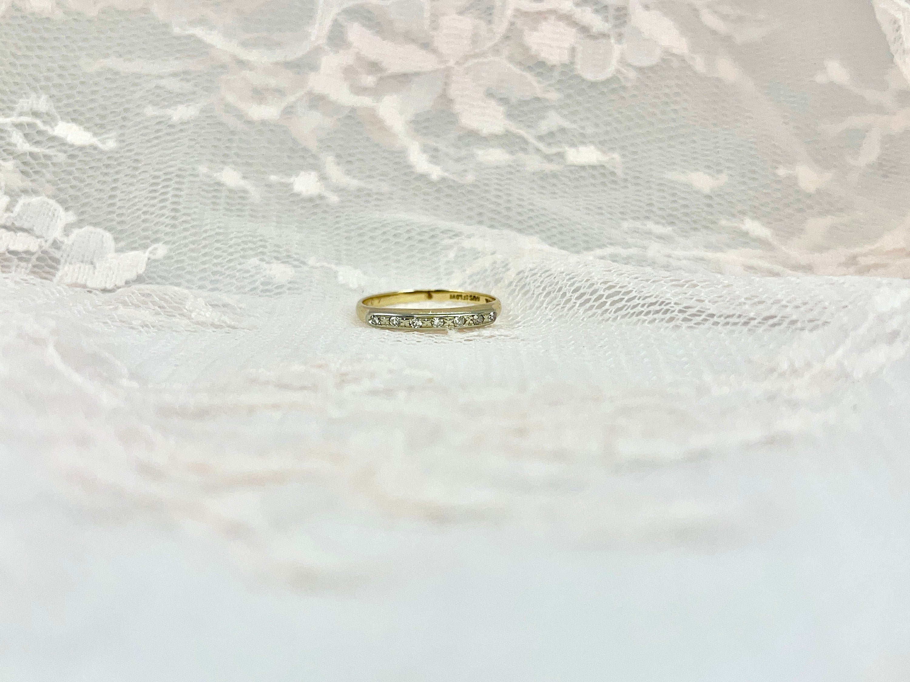 Vintage Two Tone Single Cut Diamond Band