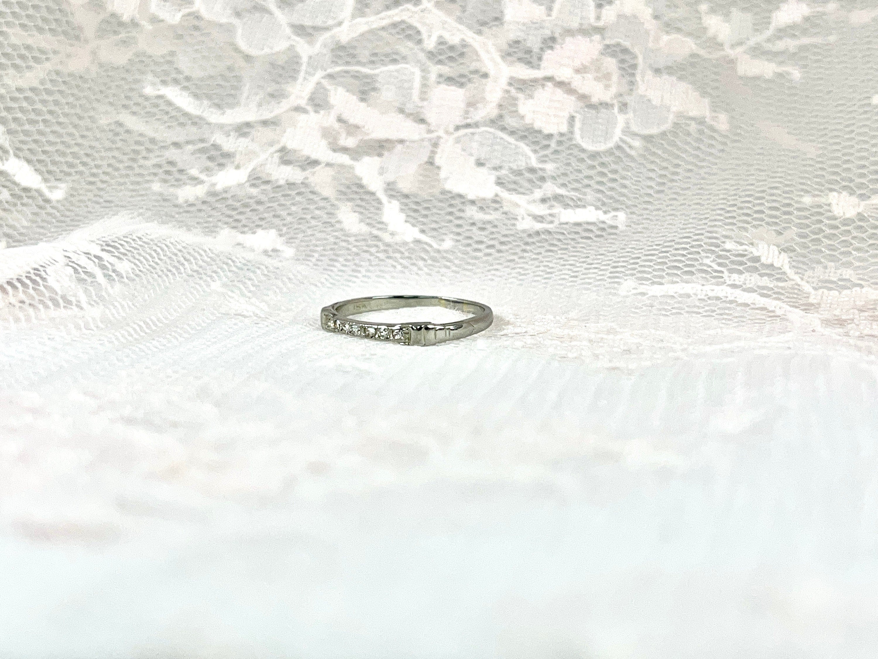 Vintage Single Cut Stacking Band, Size 6.5