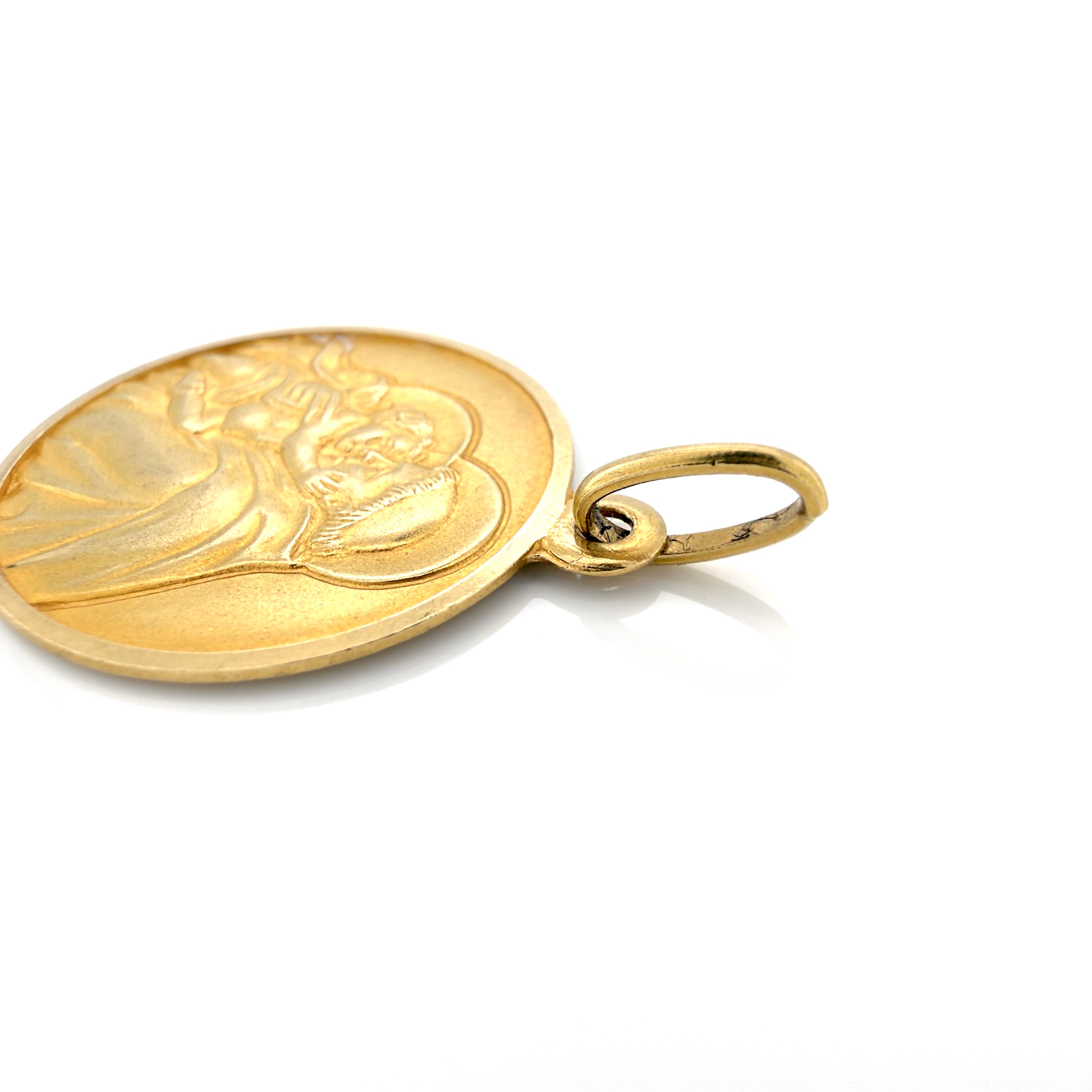 Vintage 1960s Italian 18K Saint Anthony of Padua Holding Baby Jesus Medallion