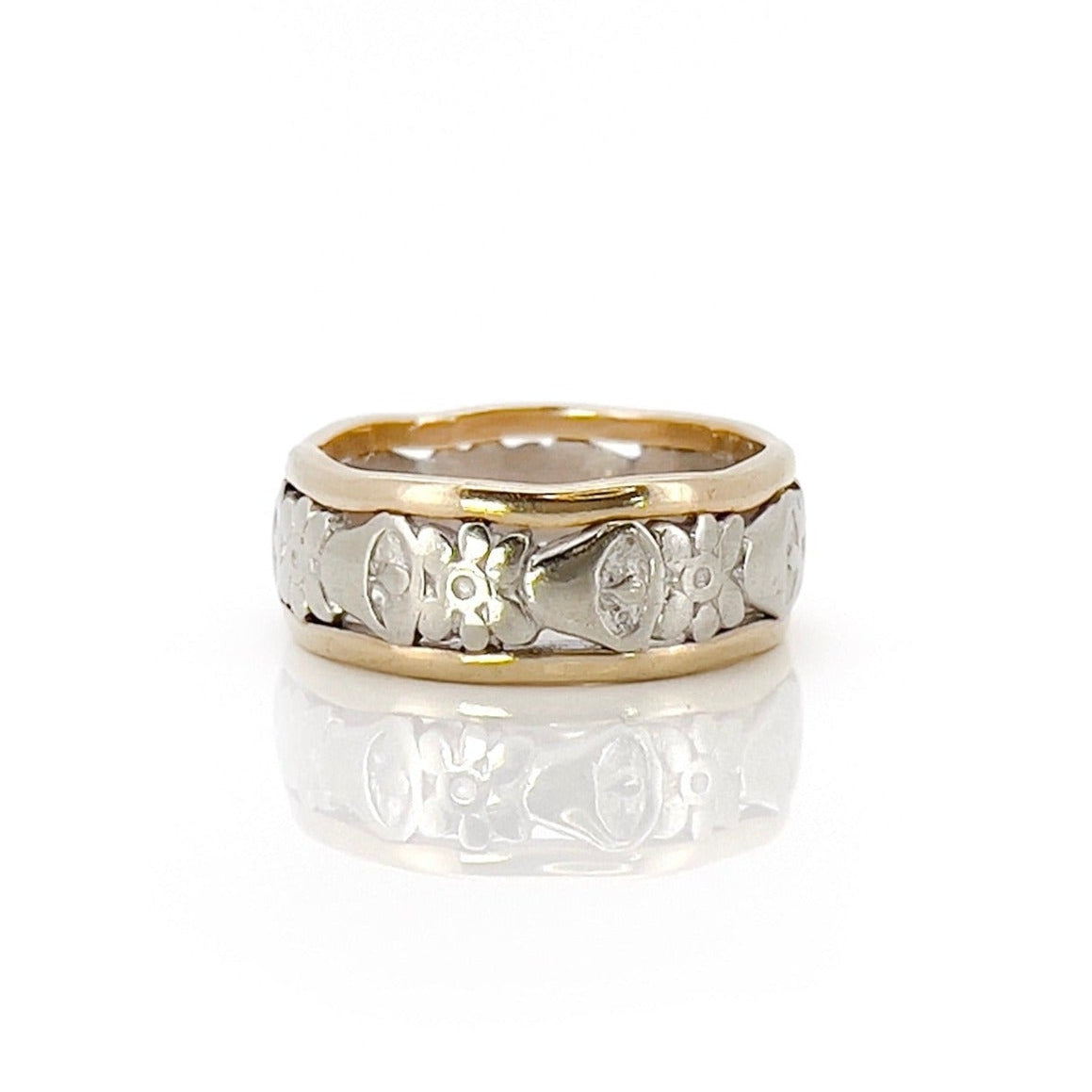 Bristol Wedding Bells Vintage/ Retro Ring, Size 6