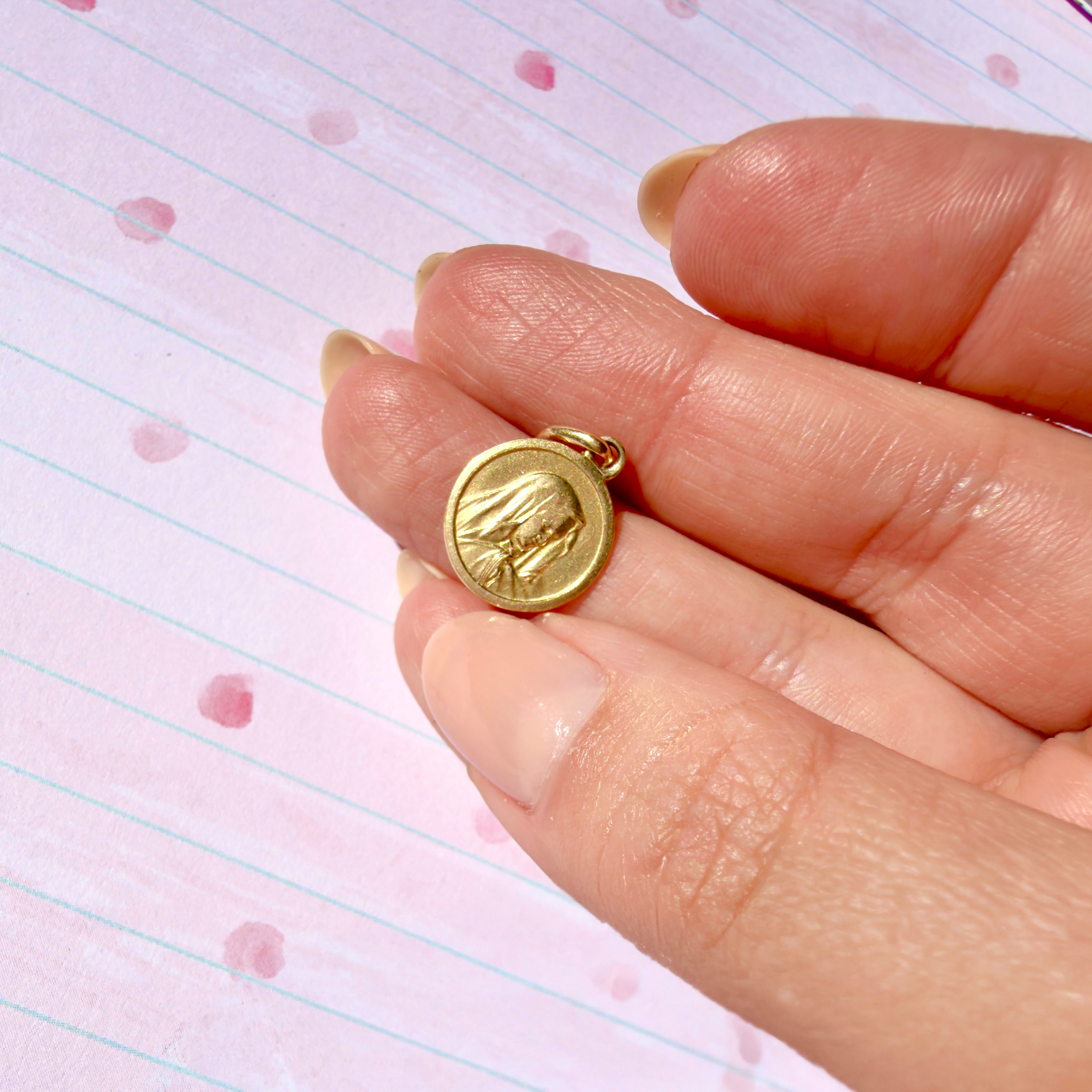 Vintage 1960s Italian 18K Virgin Mary Medallion, Pendant