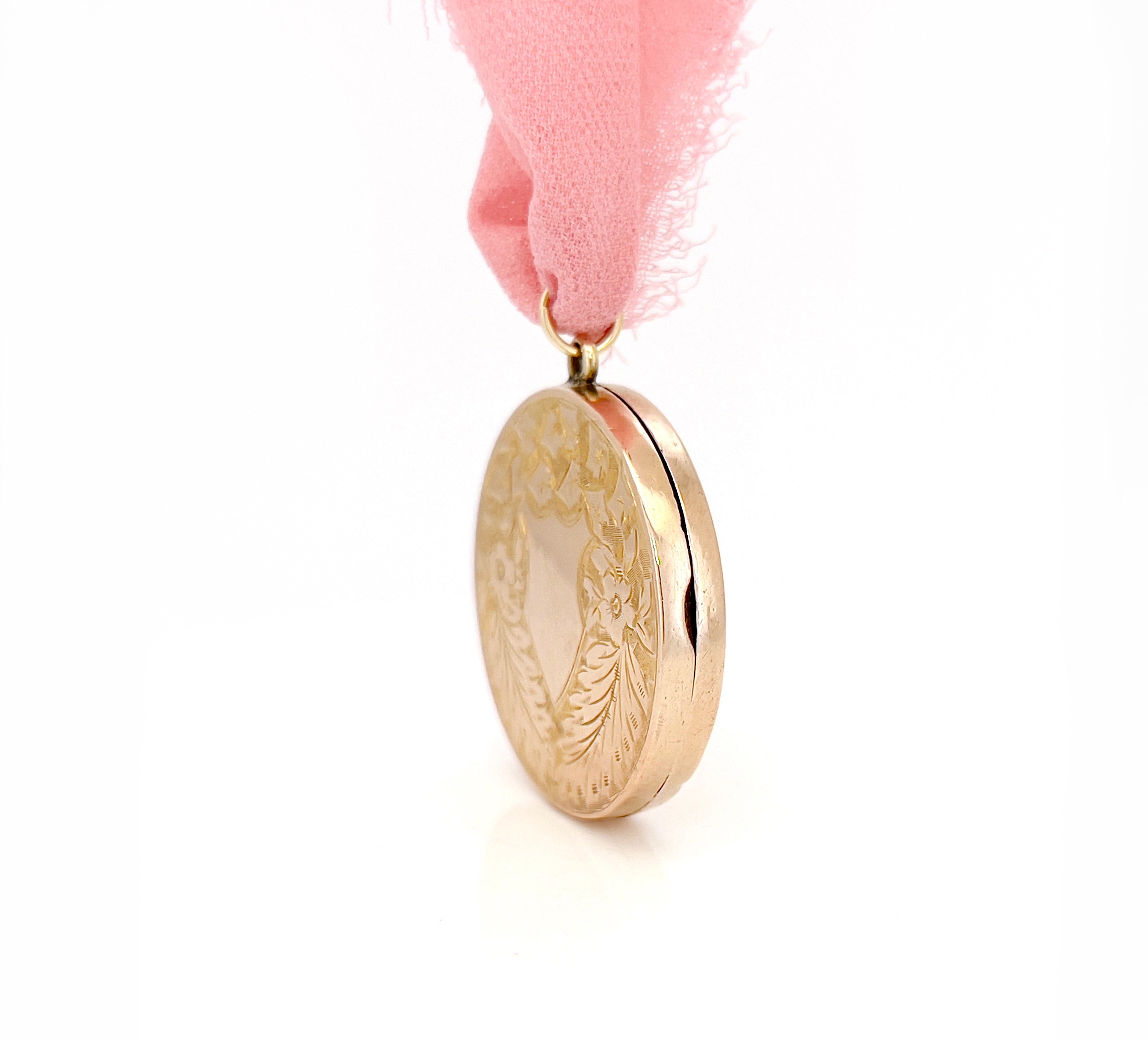 Antique Gold Locket, 9KT