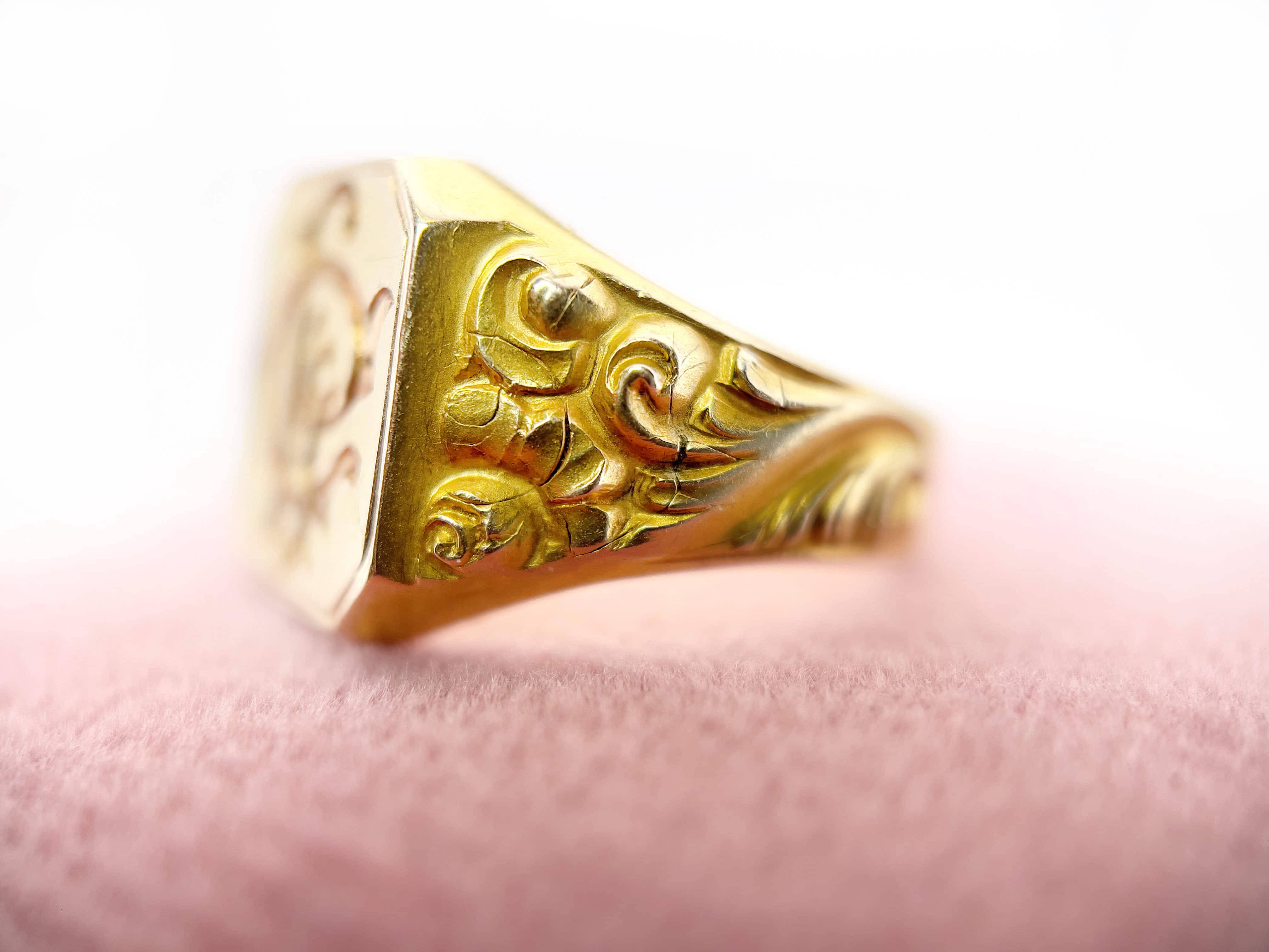 Antique Dutch Signet Ring, 14K Gold