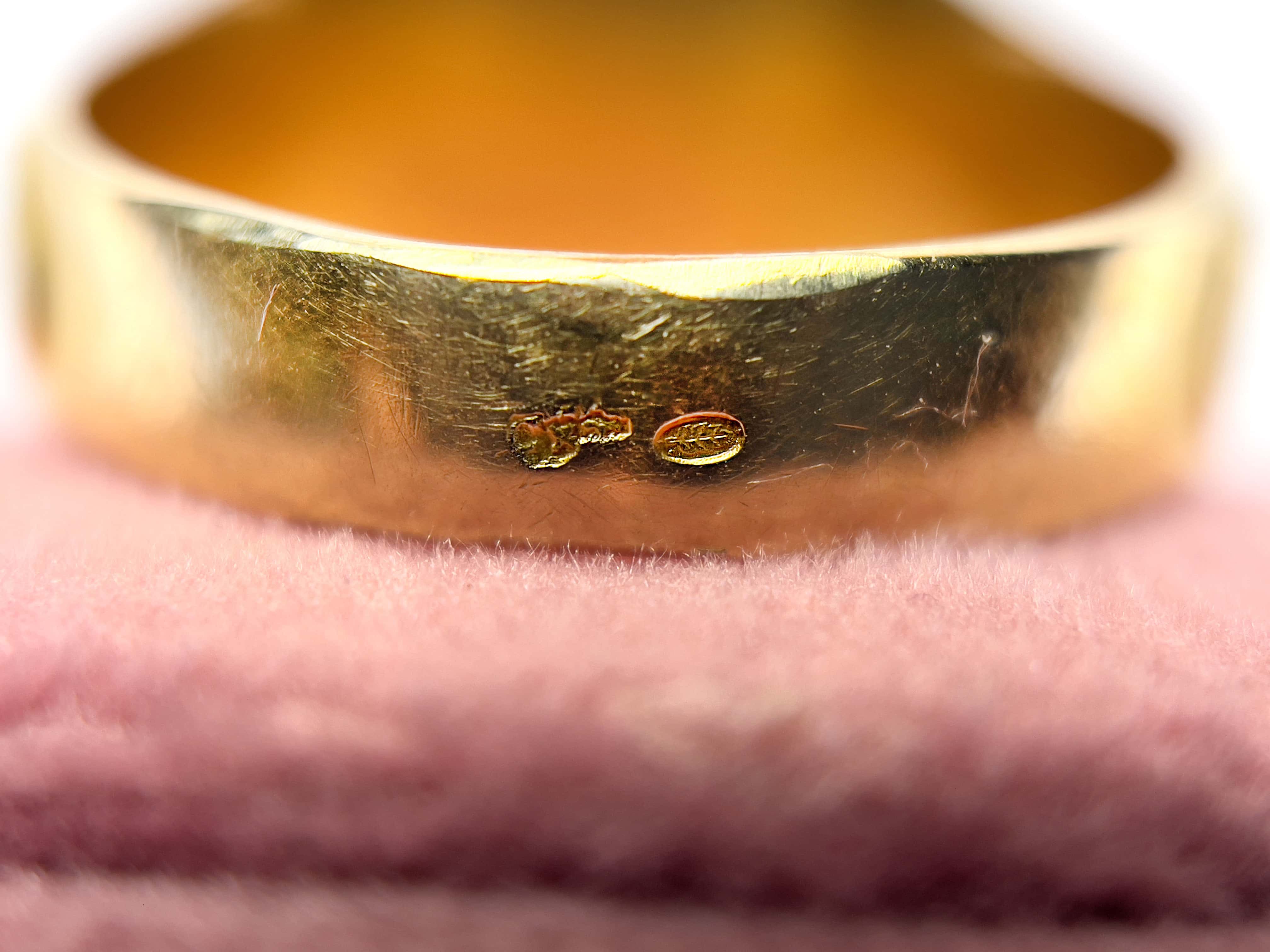 Antique Dutch Signet Ring, 14K Gold