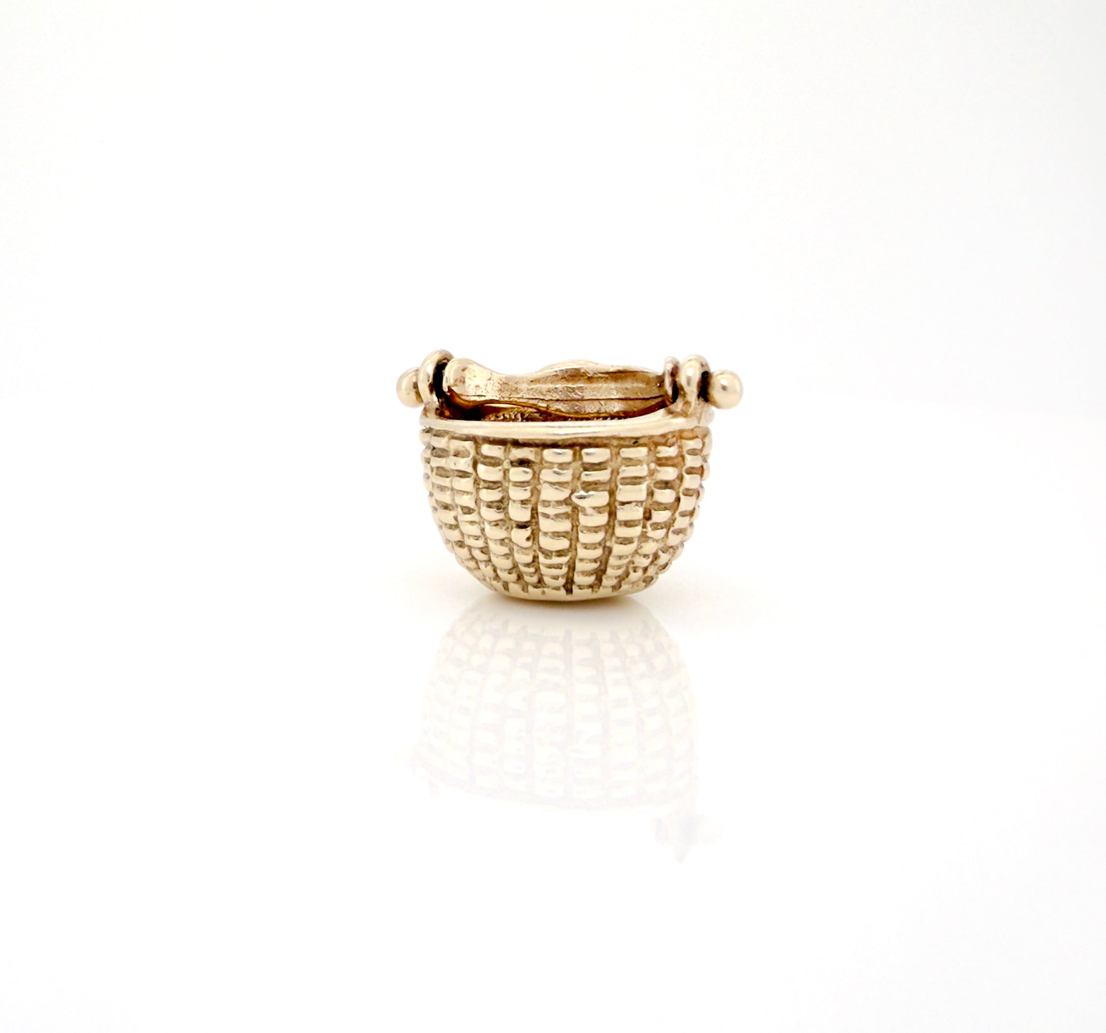 Vintage 14k Articulating Nantucket Basket Charm