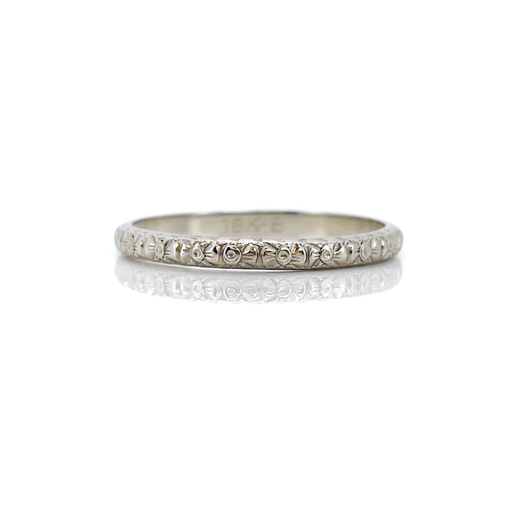Vintage White Gold Floral Ring, Size 7.75