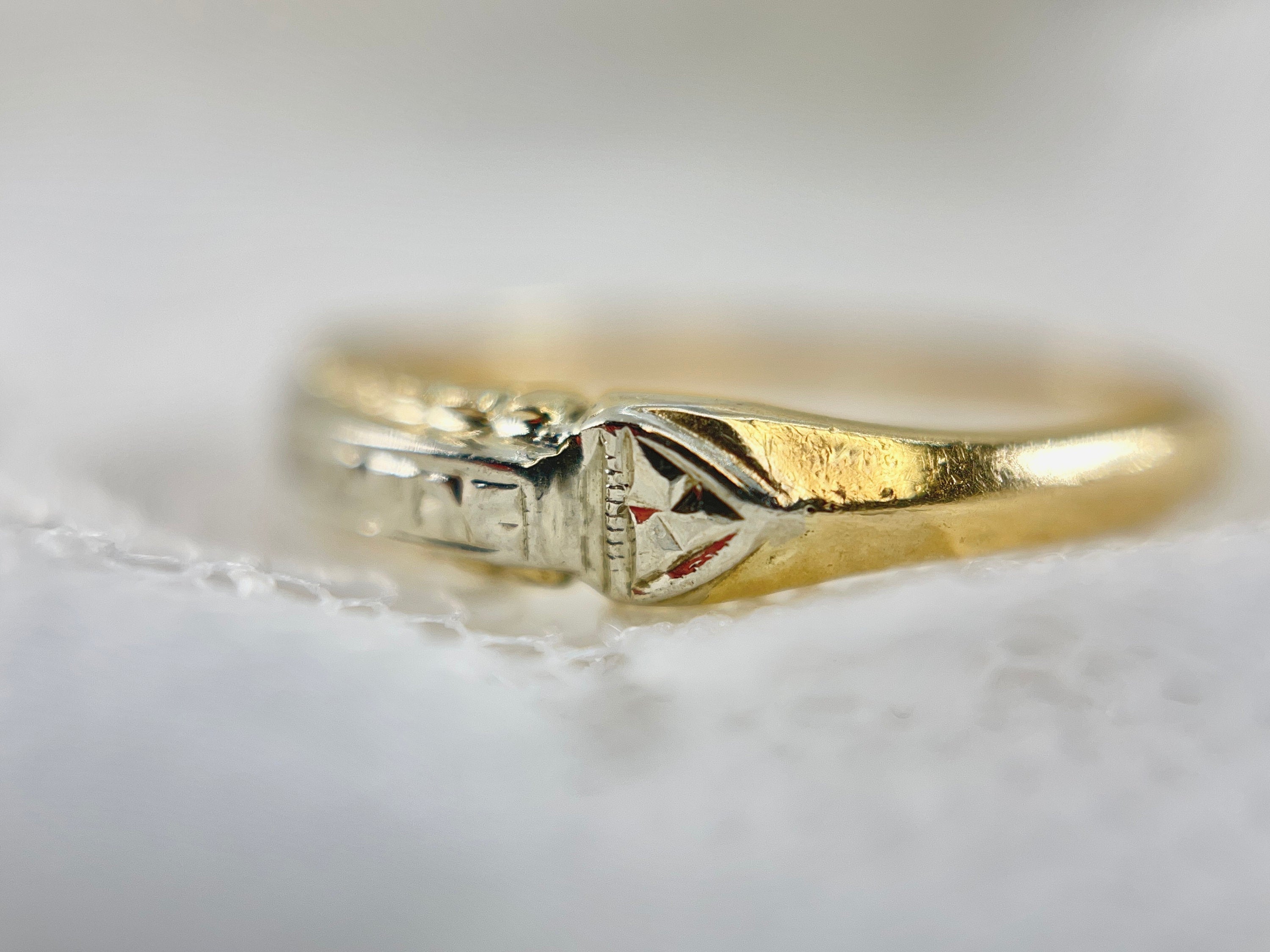 Vintage Two Tone Band, Size 6.5