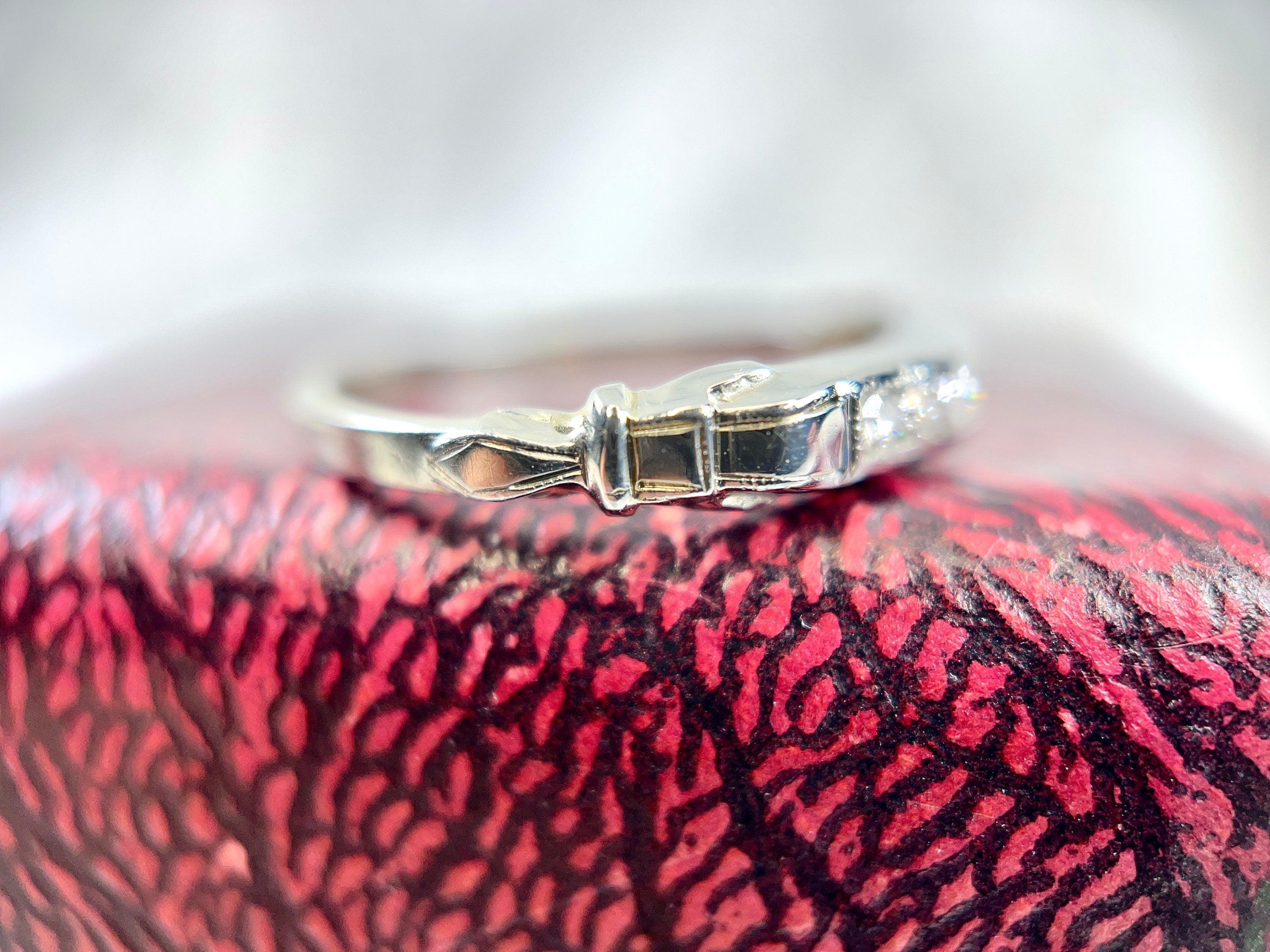 Vintage Single Cut Diamond Band, Size 6.5